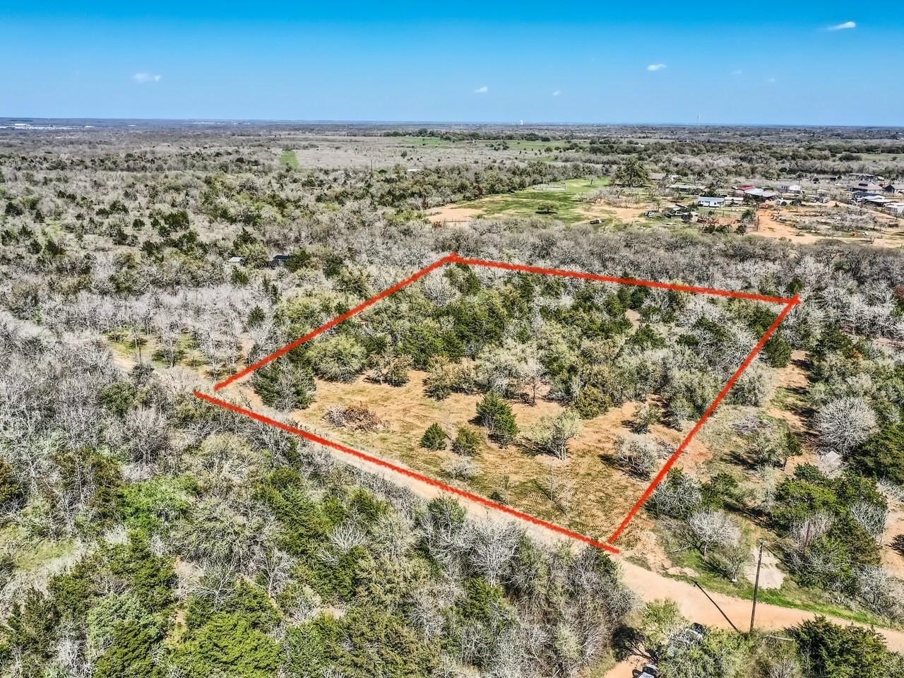 Listing photo 1 of TBD  Royal Dr