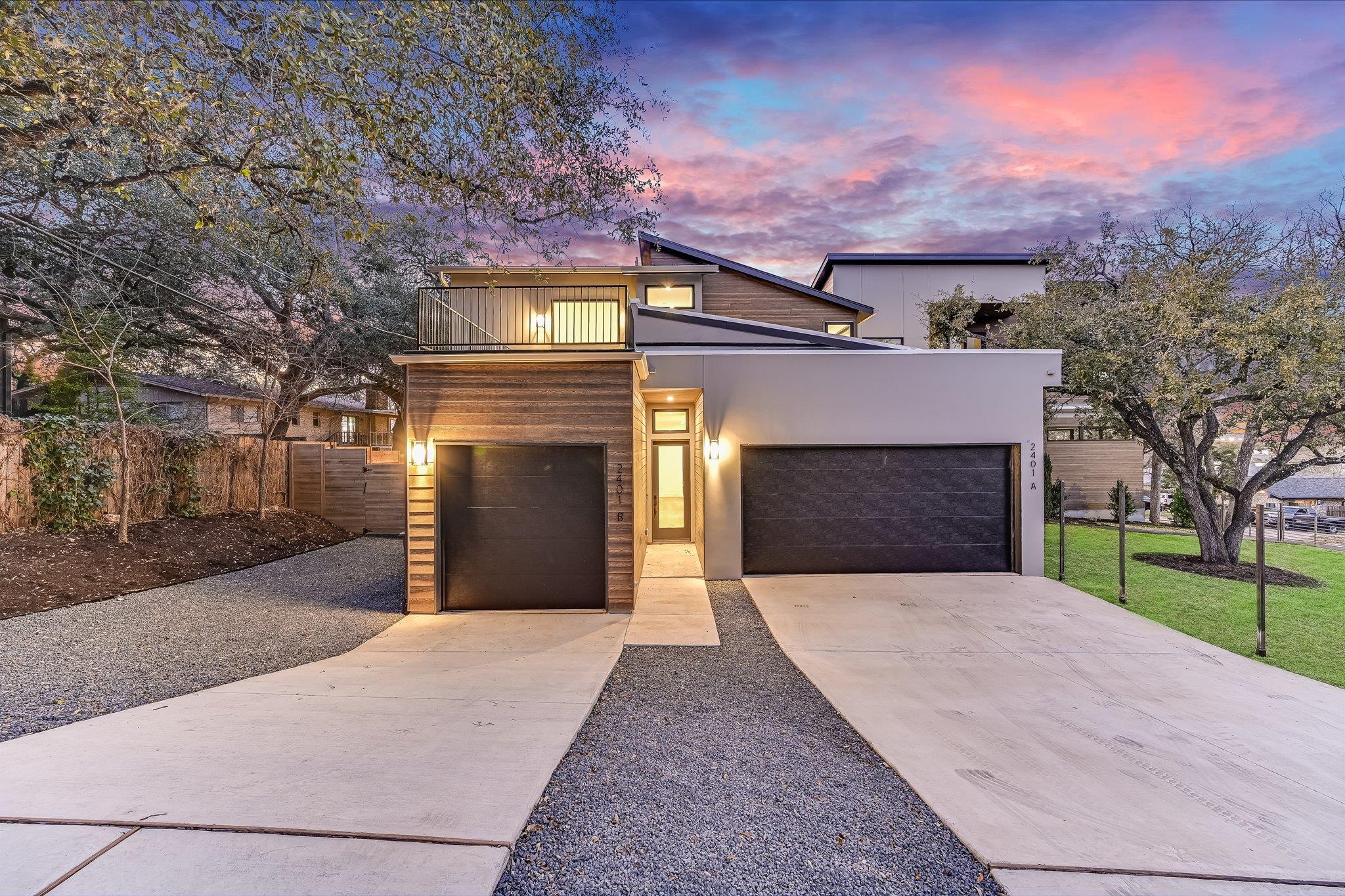 Listing photo 1 of 2401  Trailside Dr  #B