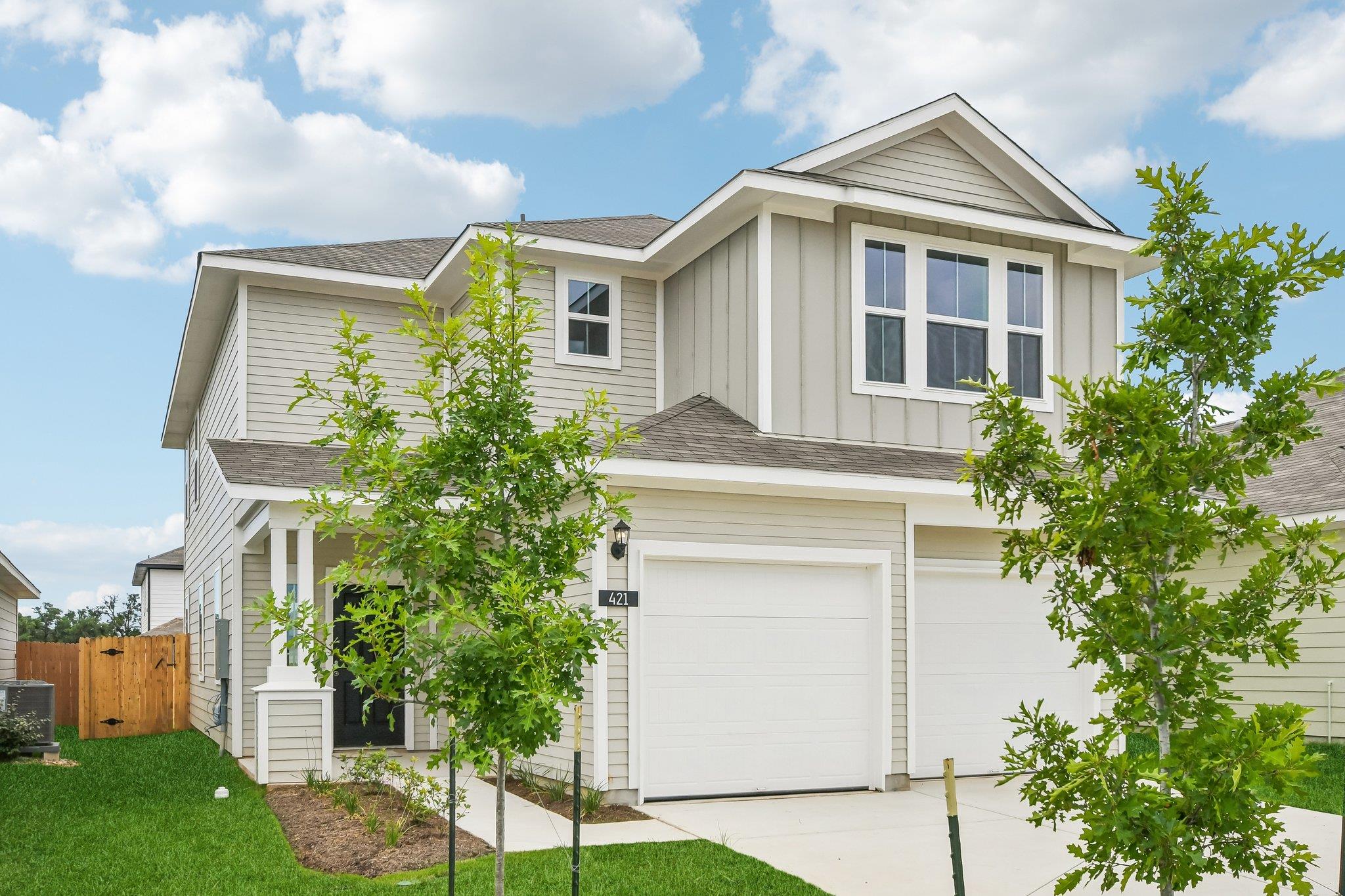 Listing photo 1 of 421  Rear Boot Way