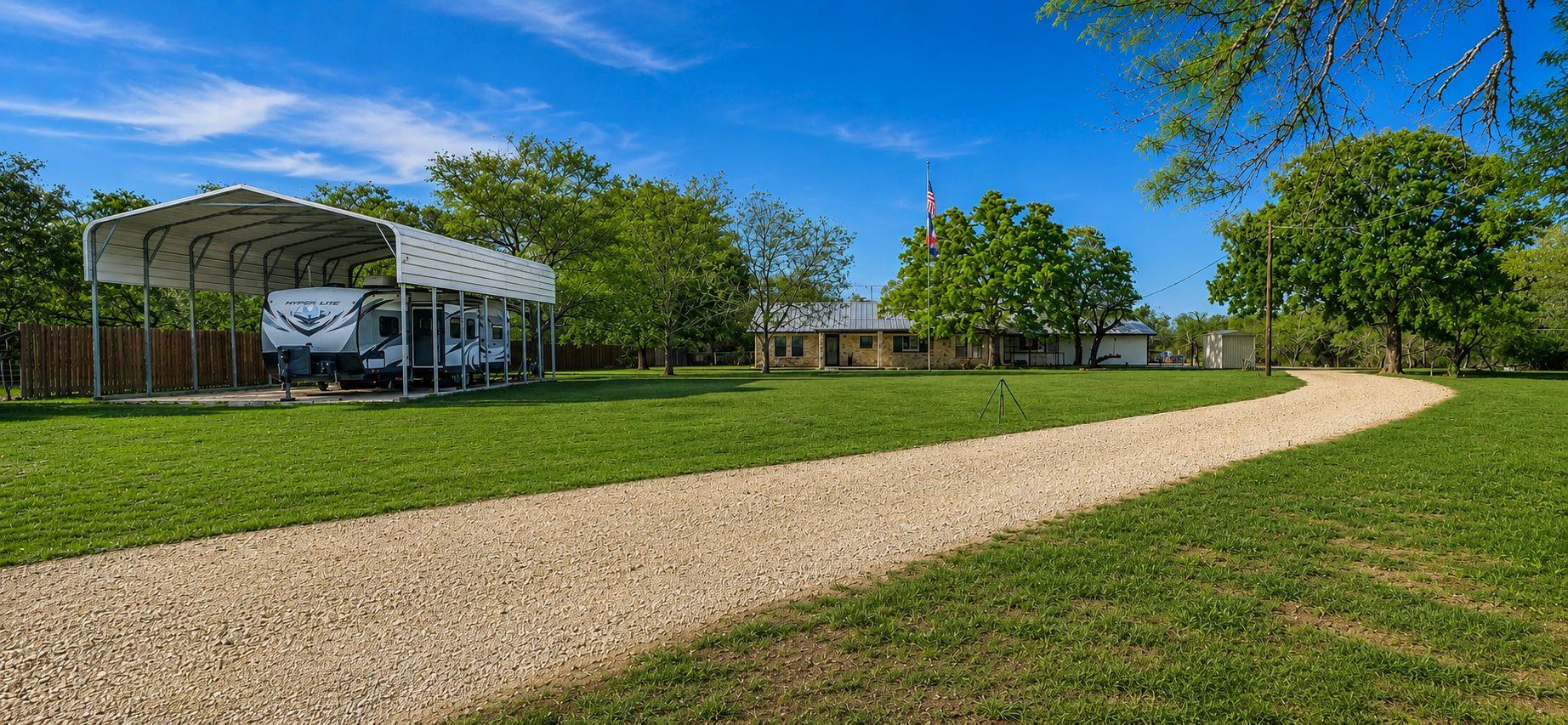 Listing photo 1 of 986  Shiloh Rd