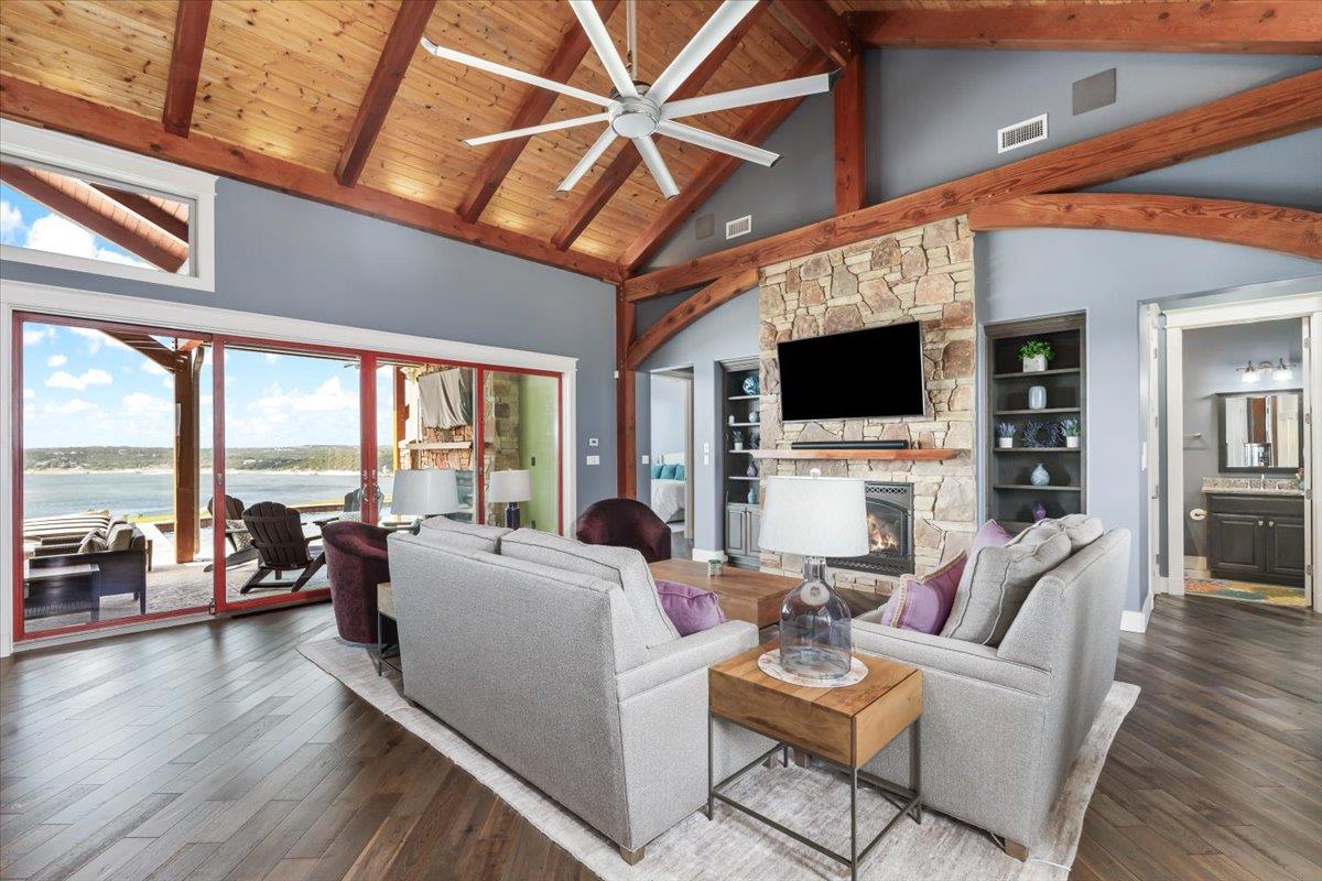 Listing photo 1 of 1604  Watercliffe Dr