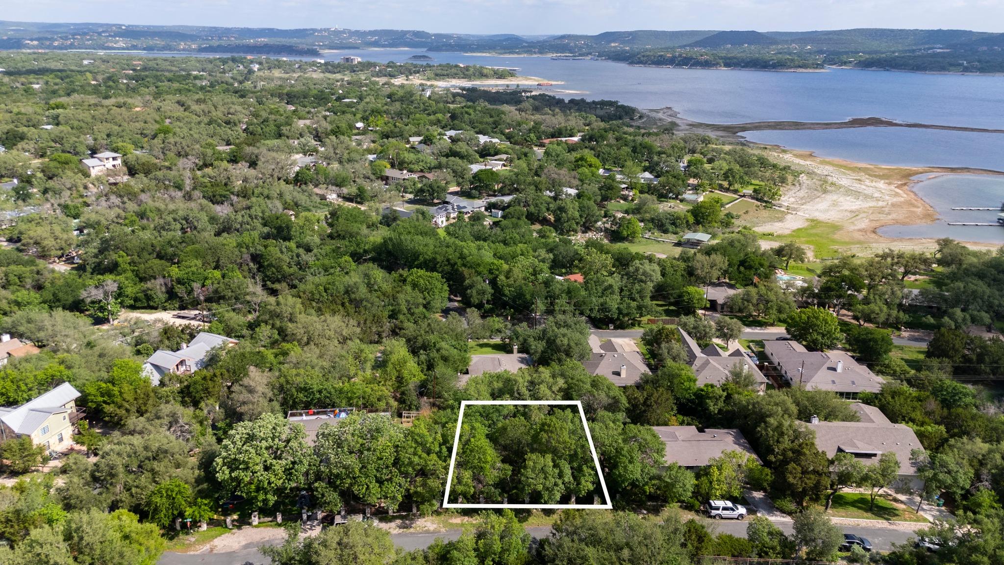 Listing photo 1 of 15308  Rainbow Two St