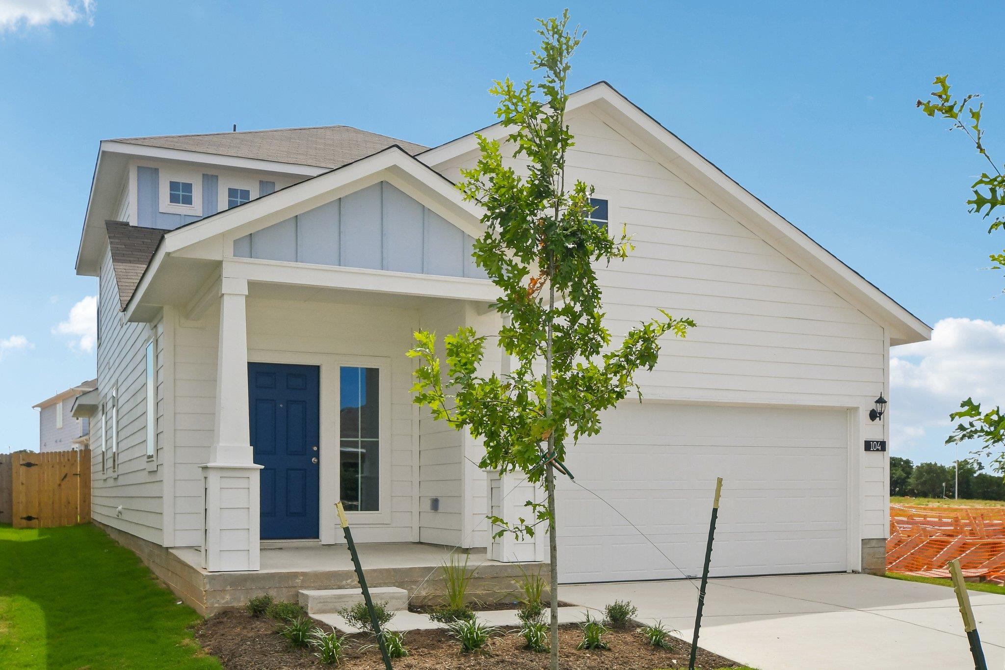 Listing photo 1 of 104  Adze Dr