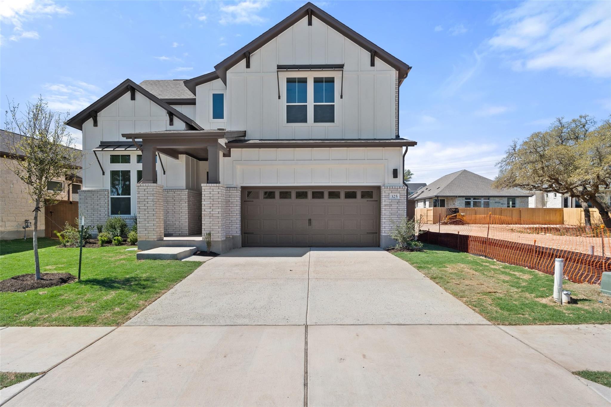 325  San Saba Dr 매물 사진 1