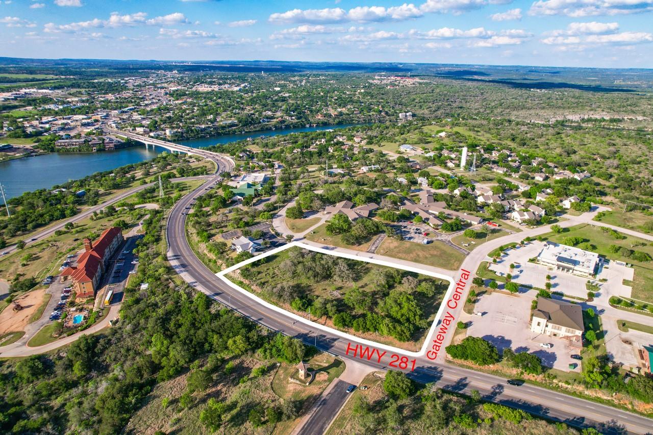 This property offers a prime location with direct