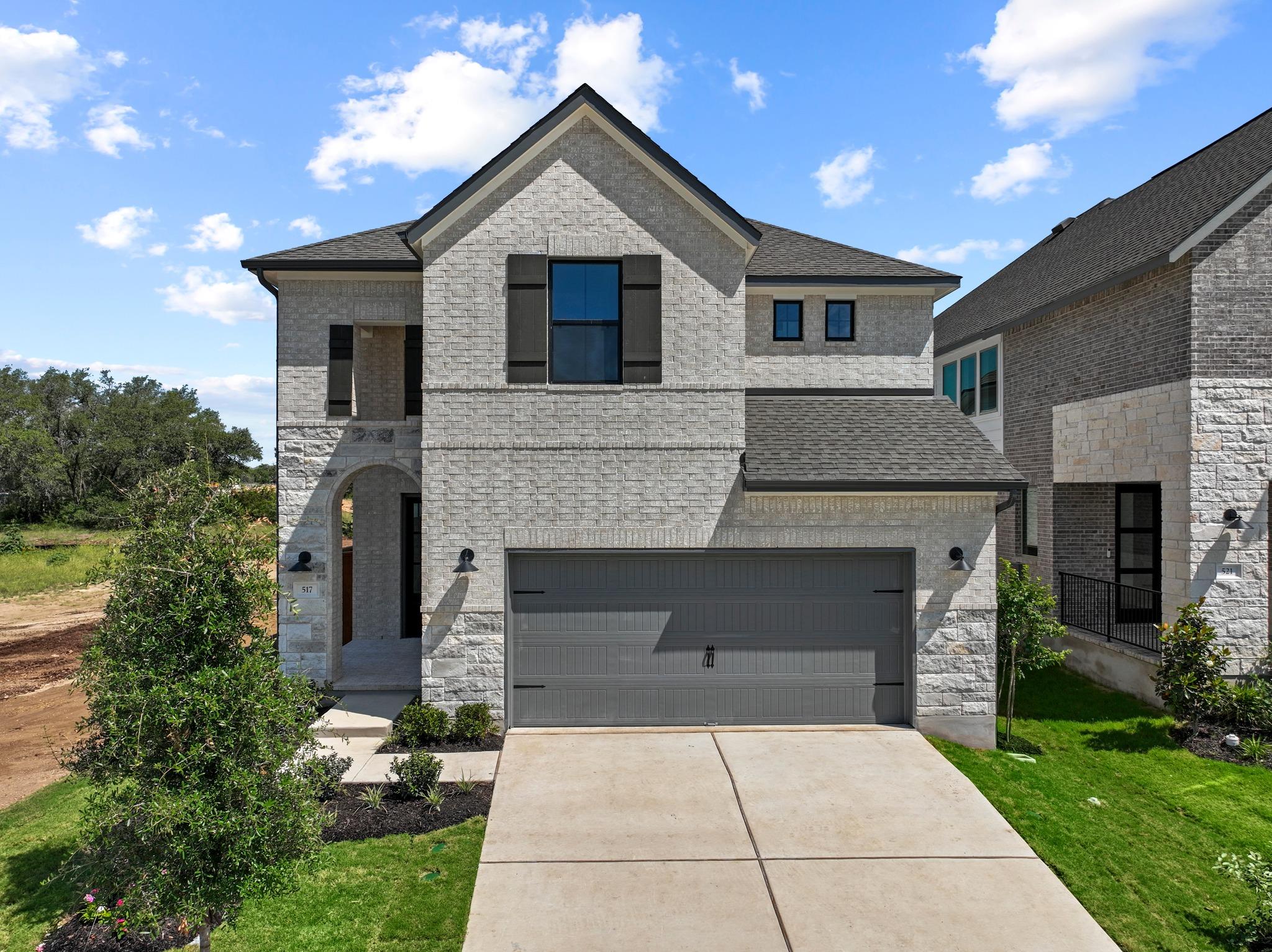 Listing photo 1 of 517  Buckaroo Dr