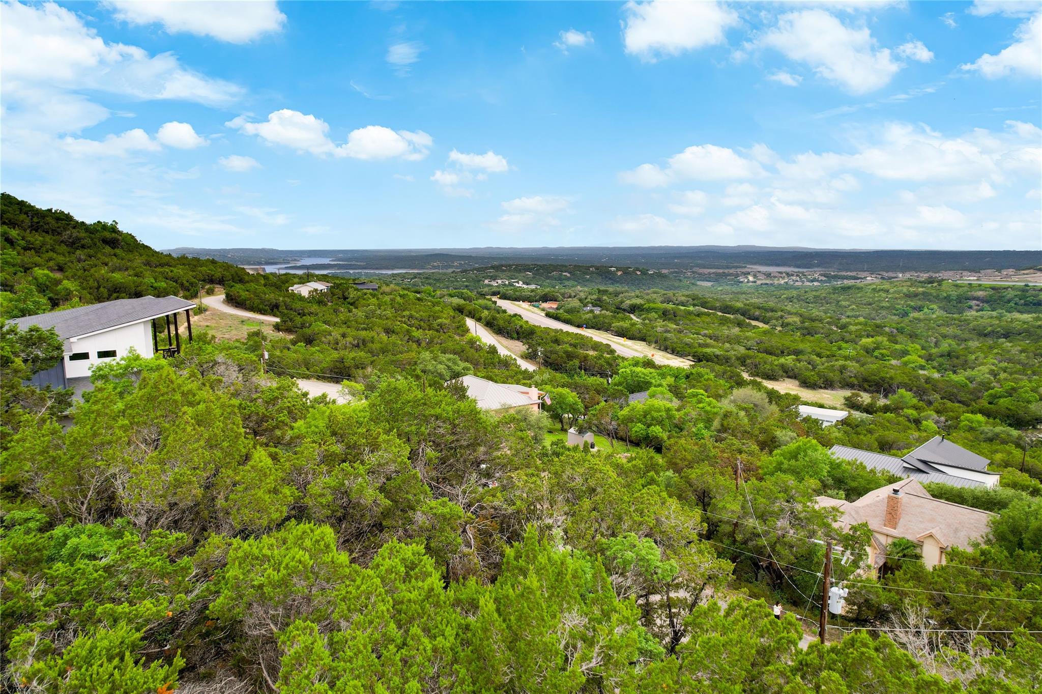 Listing photo 1 of 8419  Briar Wood Cir