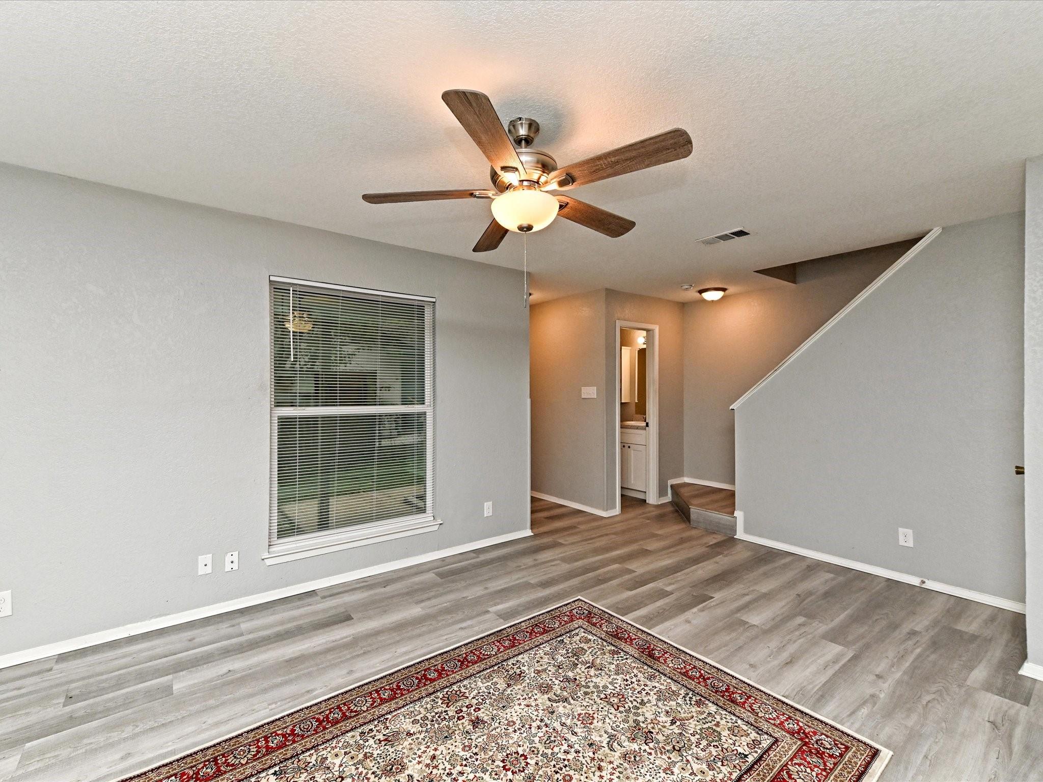 Listing photo 1 of 2621  Ektom Dr  #D