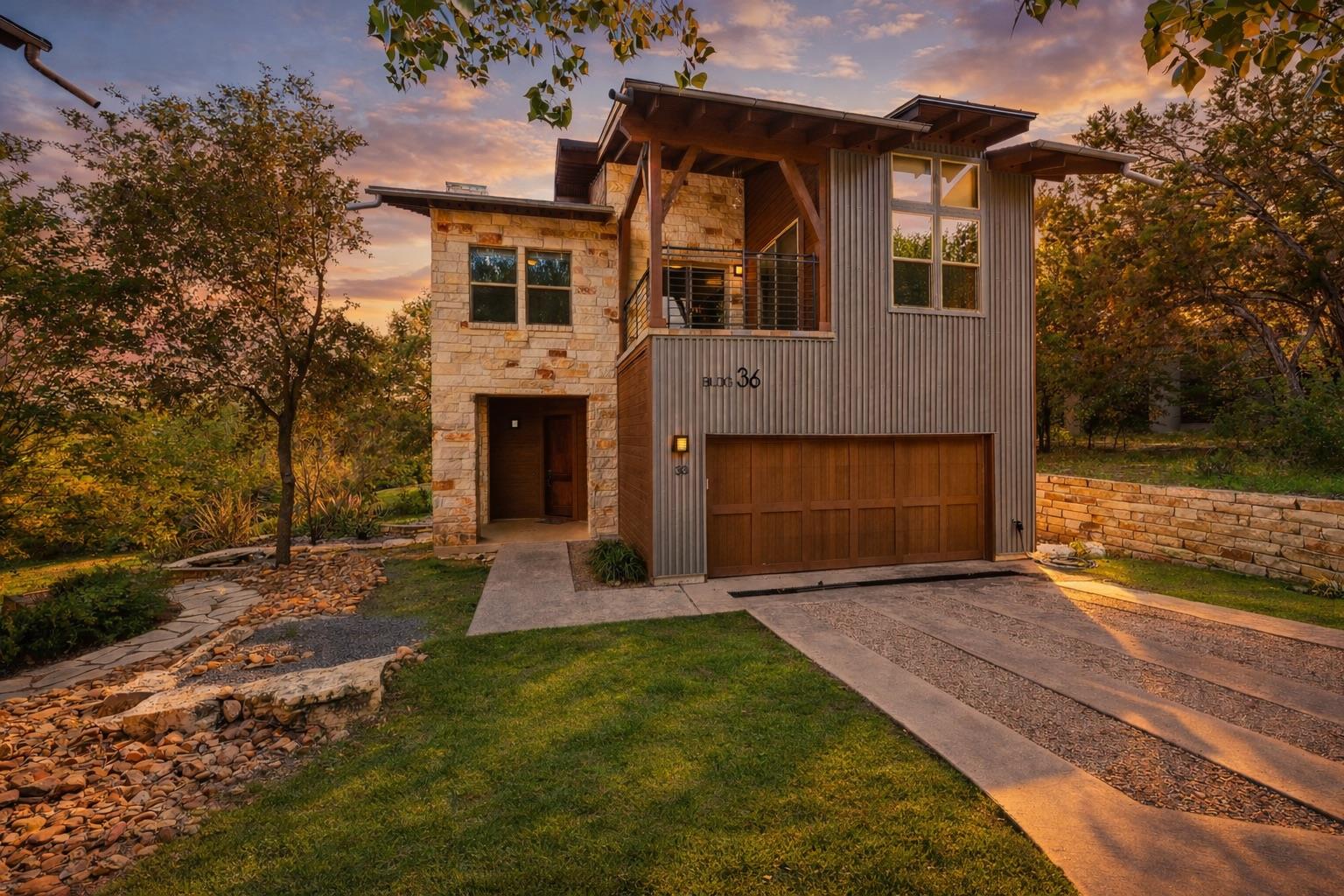 Listing photo 1 of 8110  Ranch Road 2222 Rd  #33