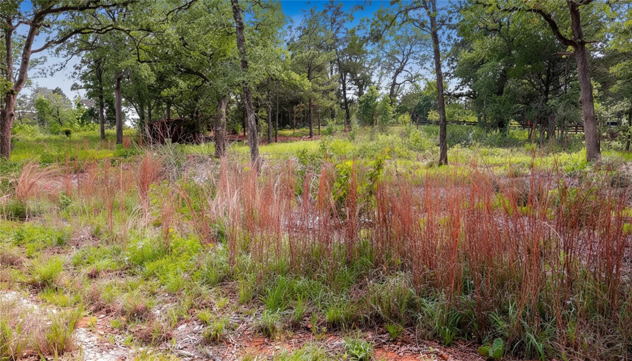 Listing photo 1 of 200  Cheyenne Dr