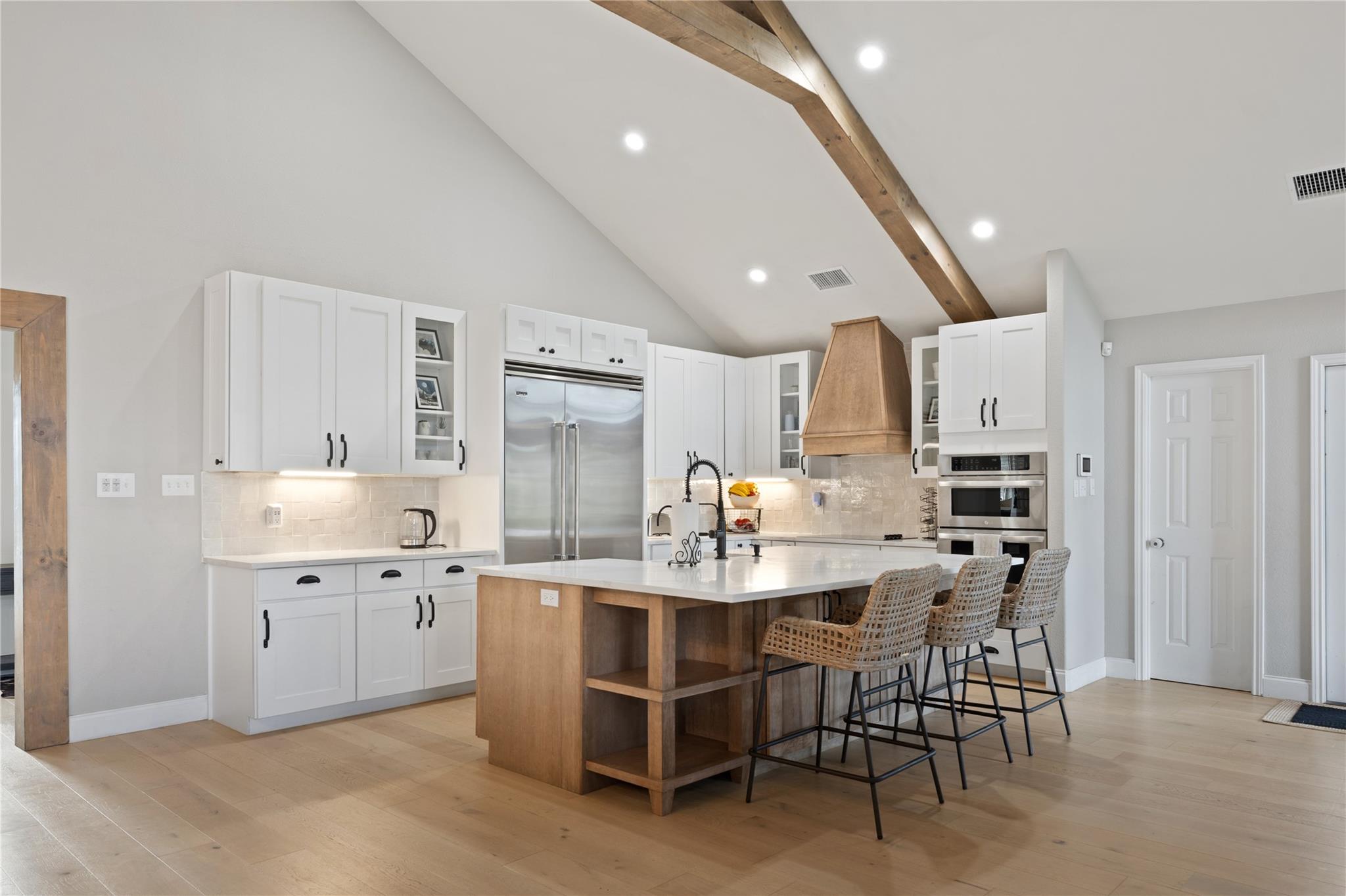 Listing photo 1 of 294  Hidden Creek Dr