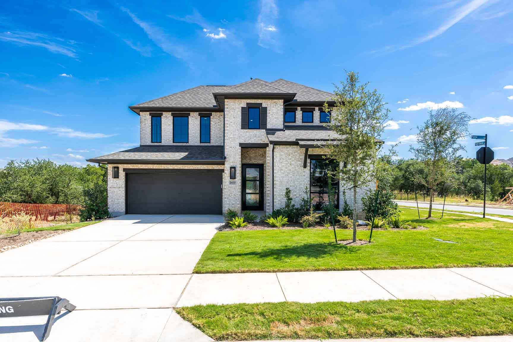 Listing photo 1 of 1400  Pansy Trl