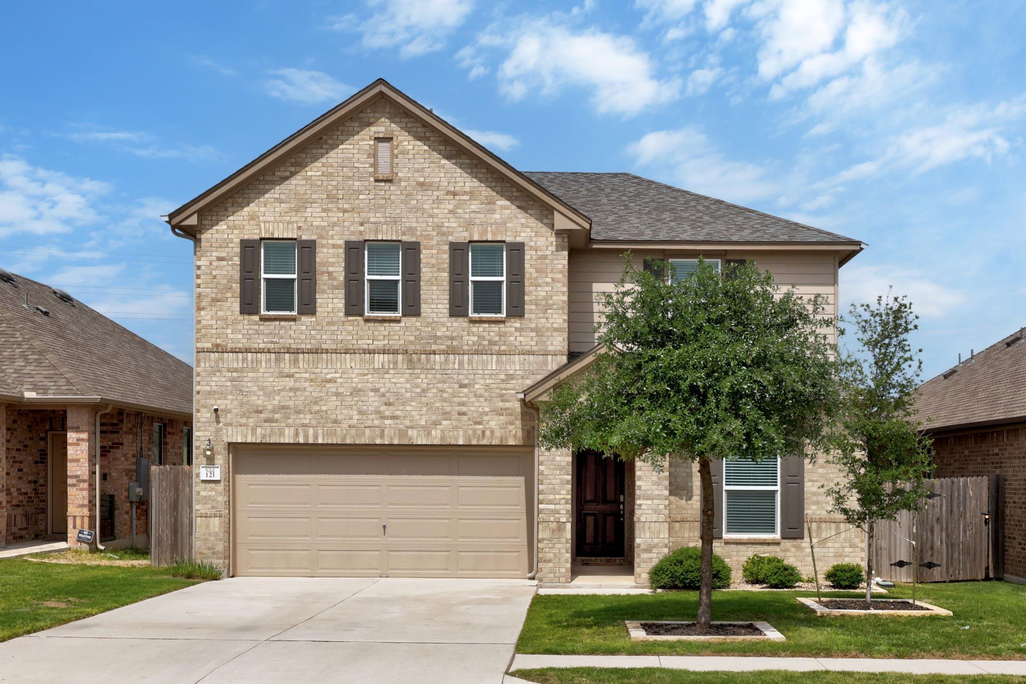 Listing photo 1 of 121  Kulmbacher Dr