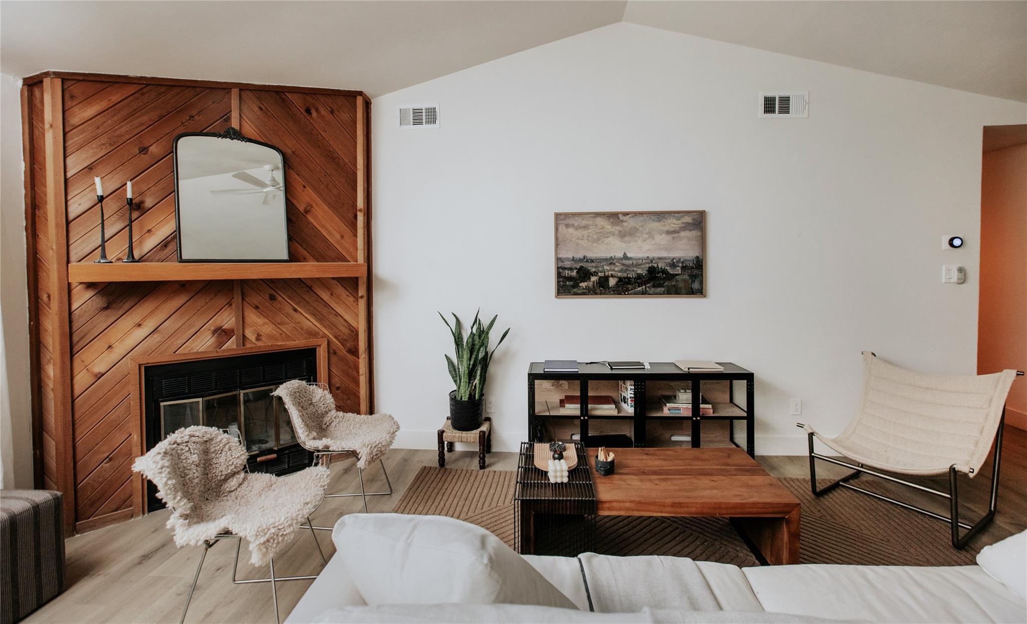 Listing photo 1 of 11210  Hidden Bluff Dr