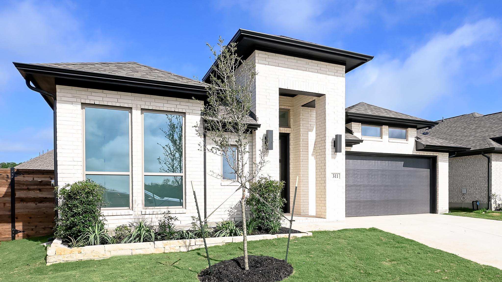 Listing photo 1 of 311  Melody Rd
