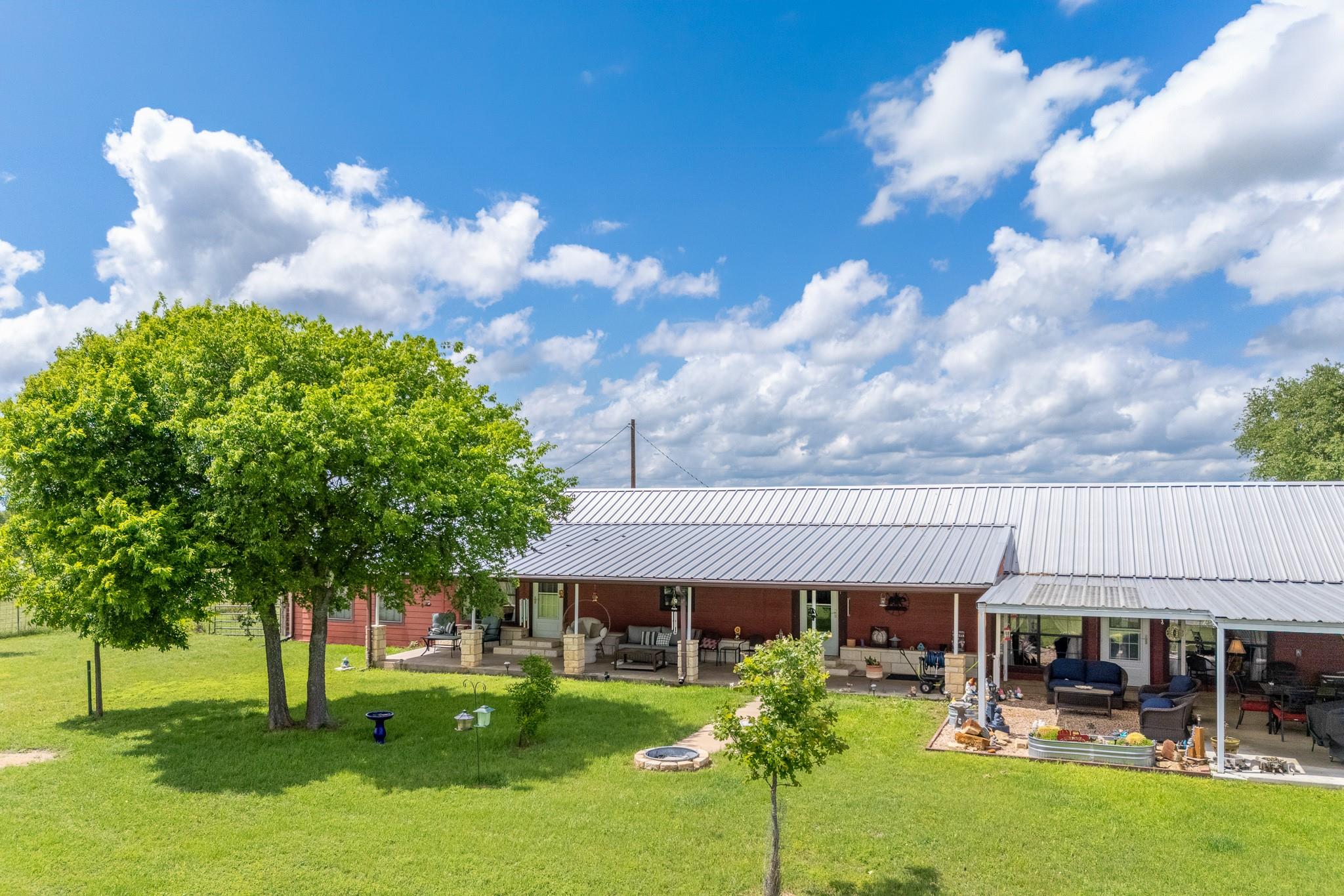 Listing photo 1 of 1360  Us Highway 84 Hwy W