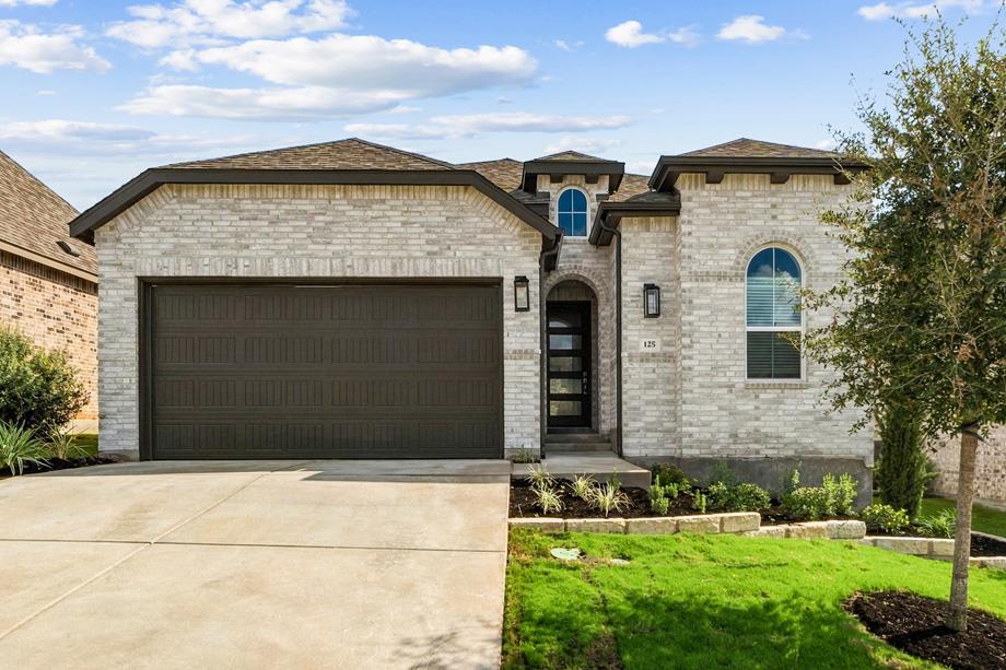 Listing photo of 125  Three Oaks Ln