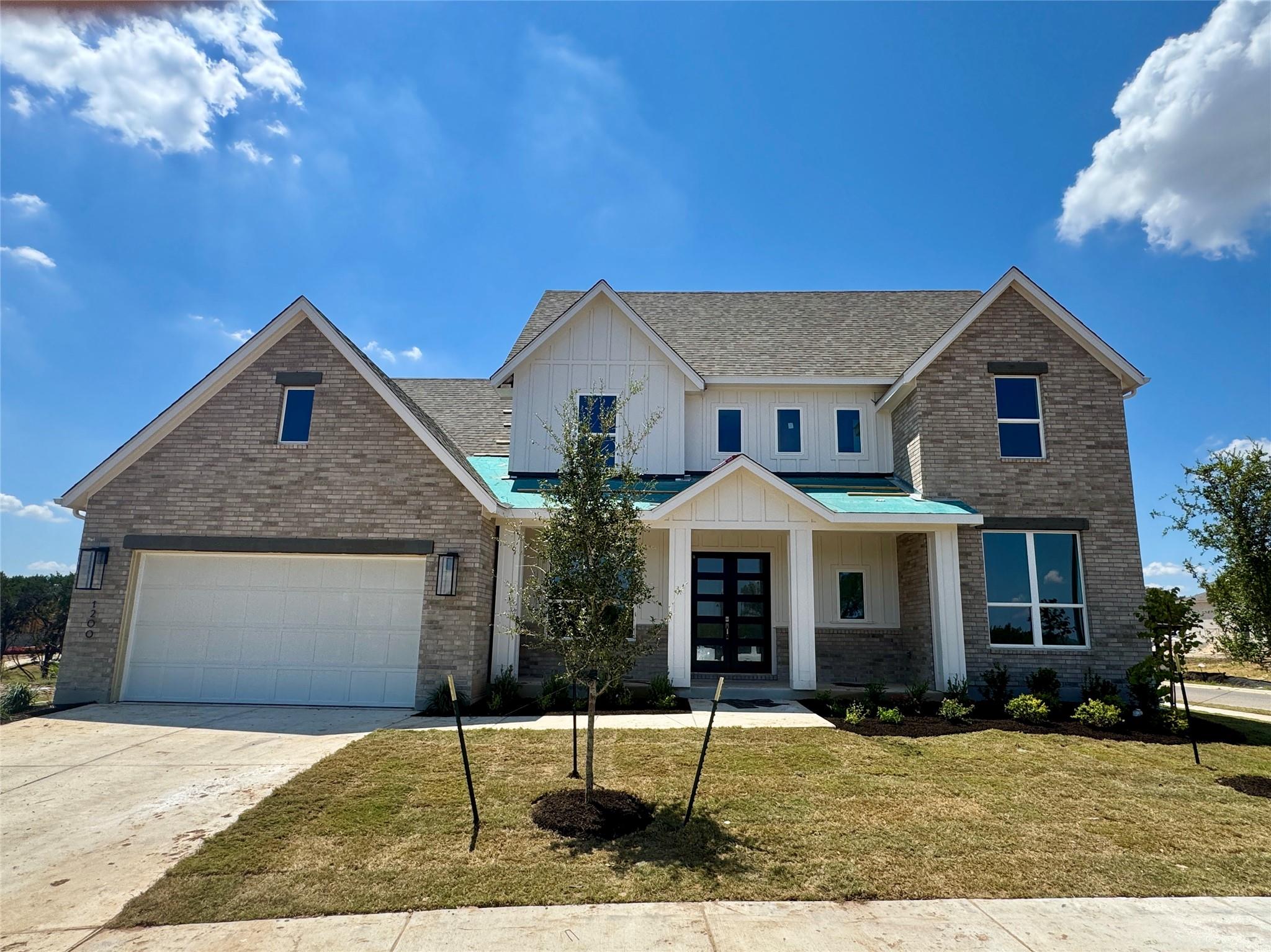 Ảnh nhà đang rao bán 1 của 1200  Twisted Tarpley Ln