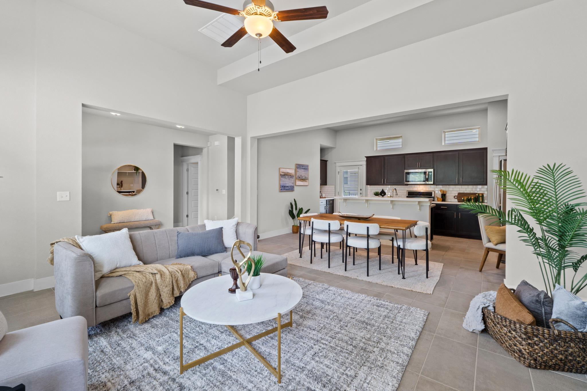 Listing photo 1 of 10513  Larue Pass  #42