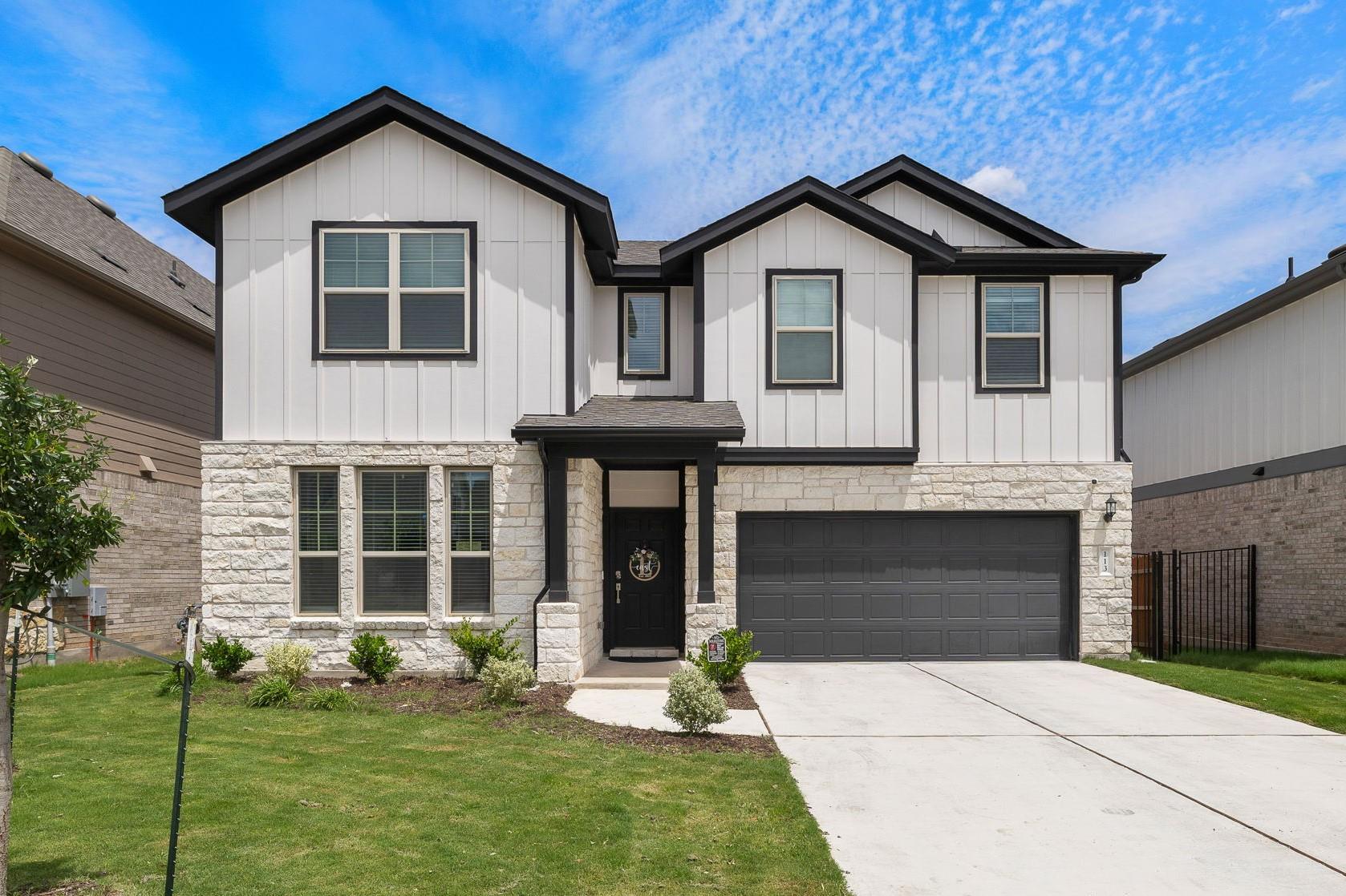 Listing photo 1 of 113  Bell Chime Dr