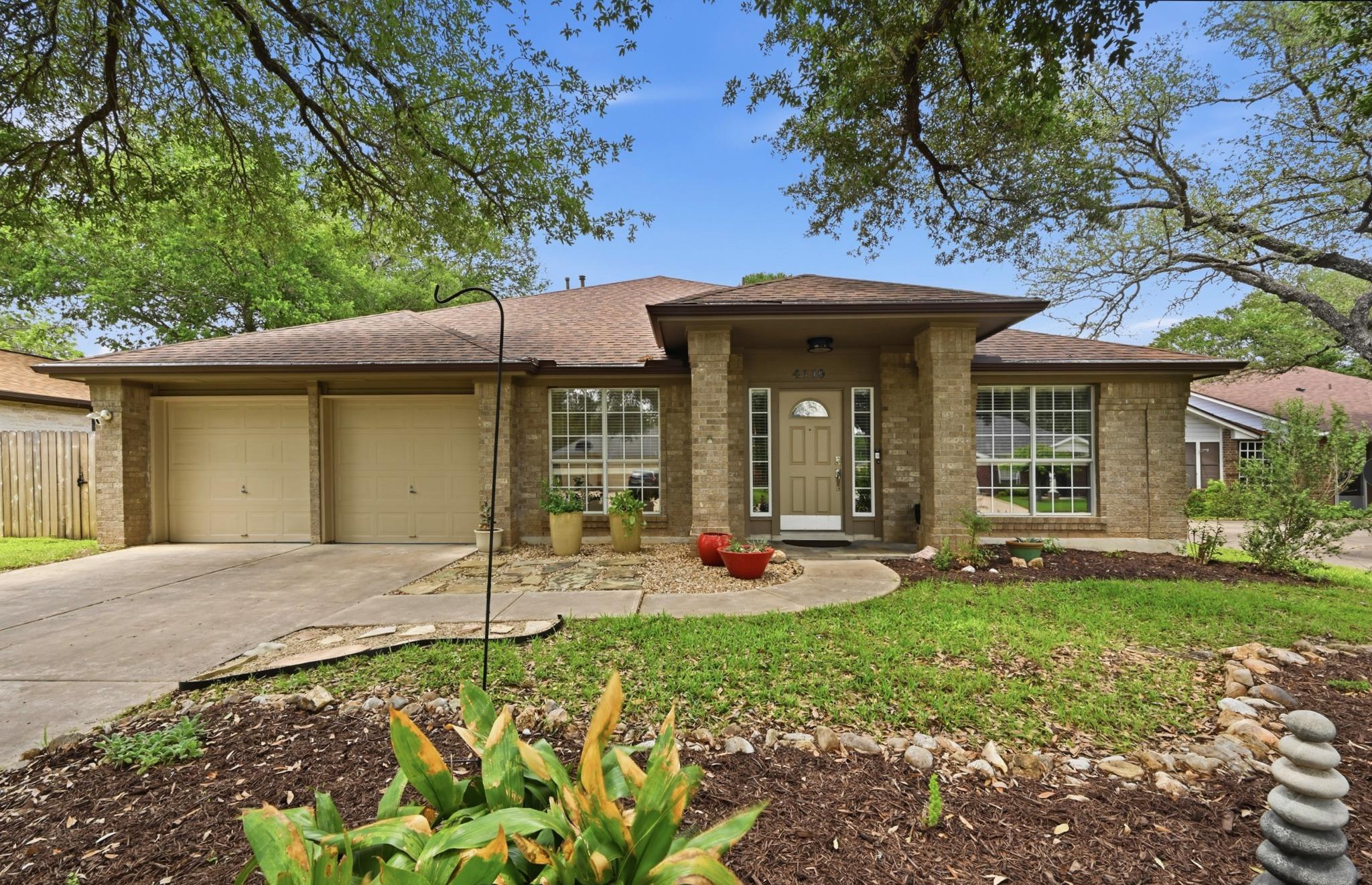Listing photo 1 of 4110  Paseo Dr