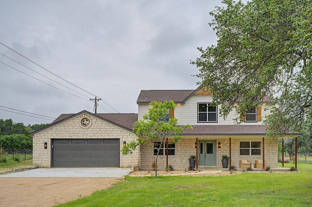 Listing photo 1 of 200 E Meadow Ln