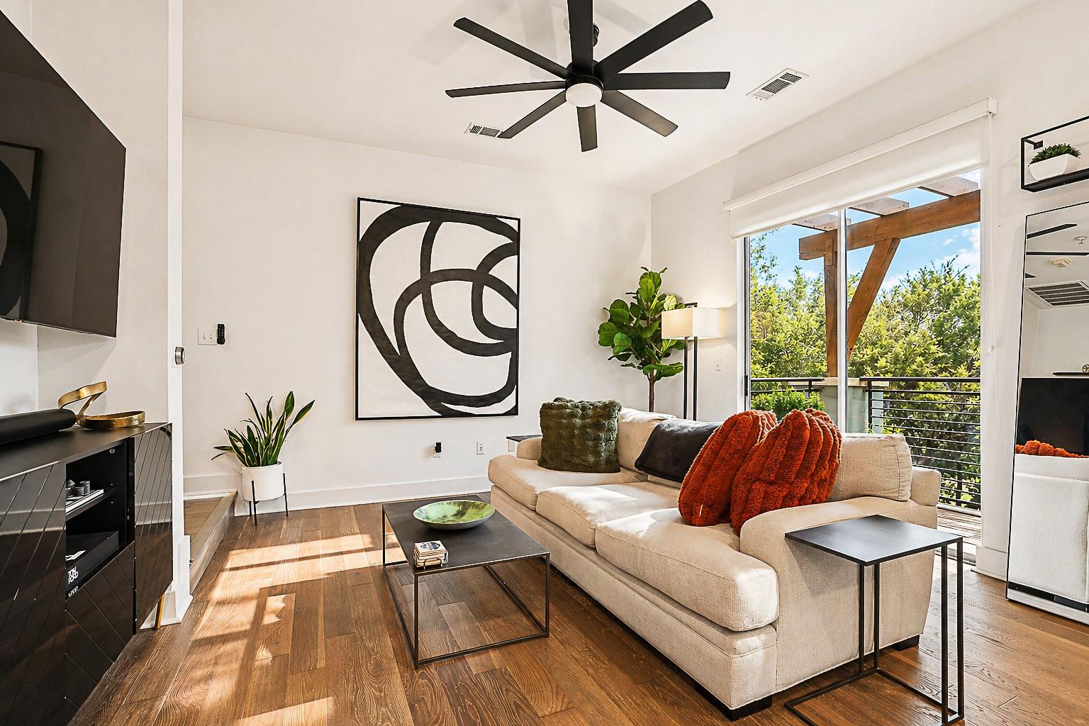 Listing photo 1 of 8110  Ranch Road 2222 None  #10