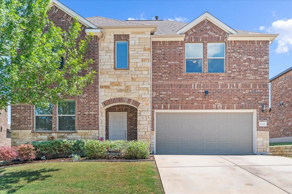 Listing photo 1 of 11600  River Plantation Dr