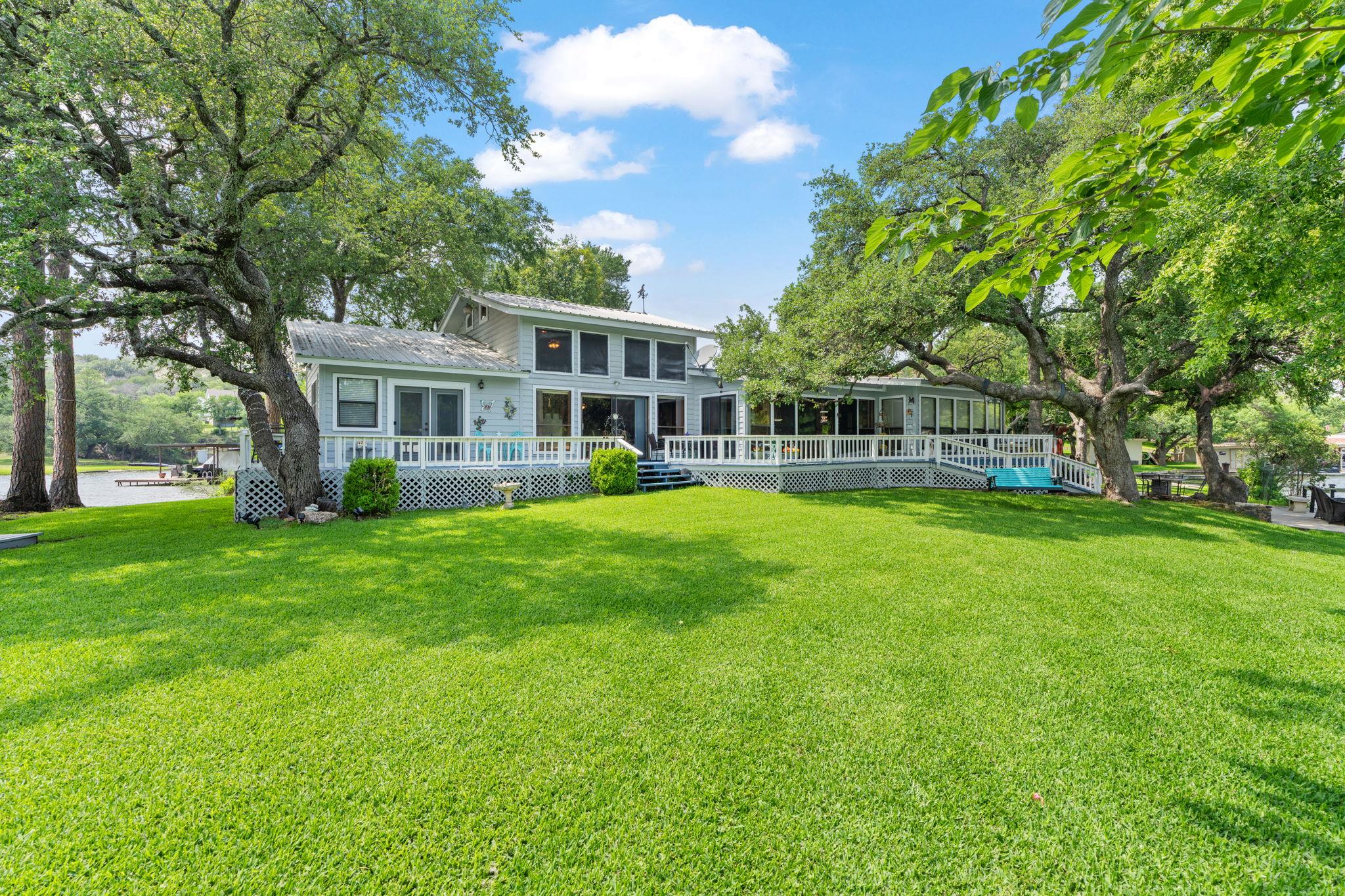327  Mountain View Dr 매물 사진 1