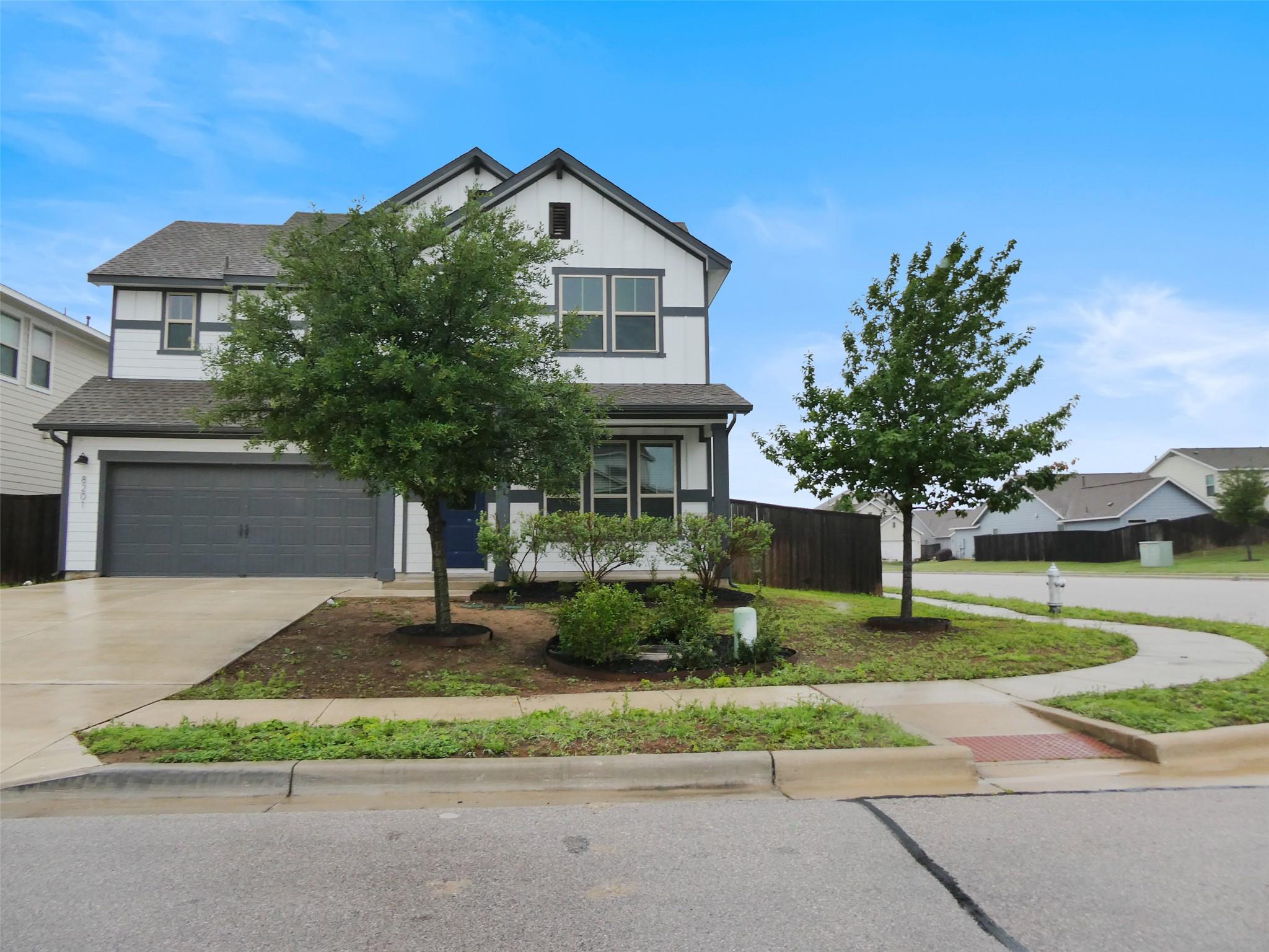 Listing photo 1 of 8201  Greyhawk Cv