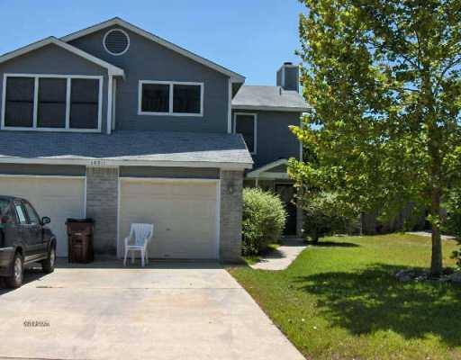 Listing photo 1 of 13311  Saddlebrook Trl  #B