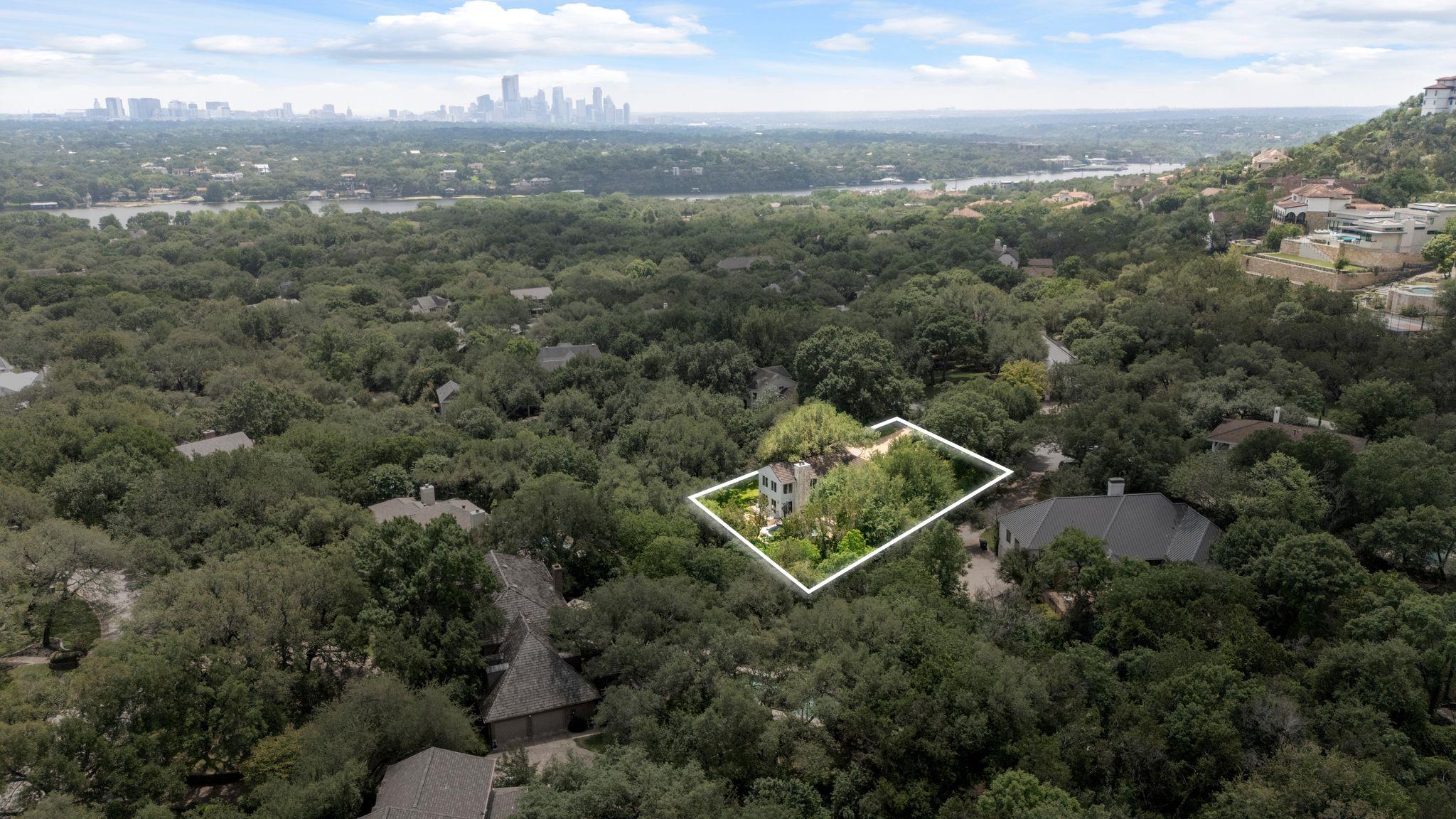 Listing photo 1 of 4306  Bennedict Ln