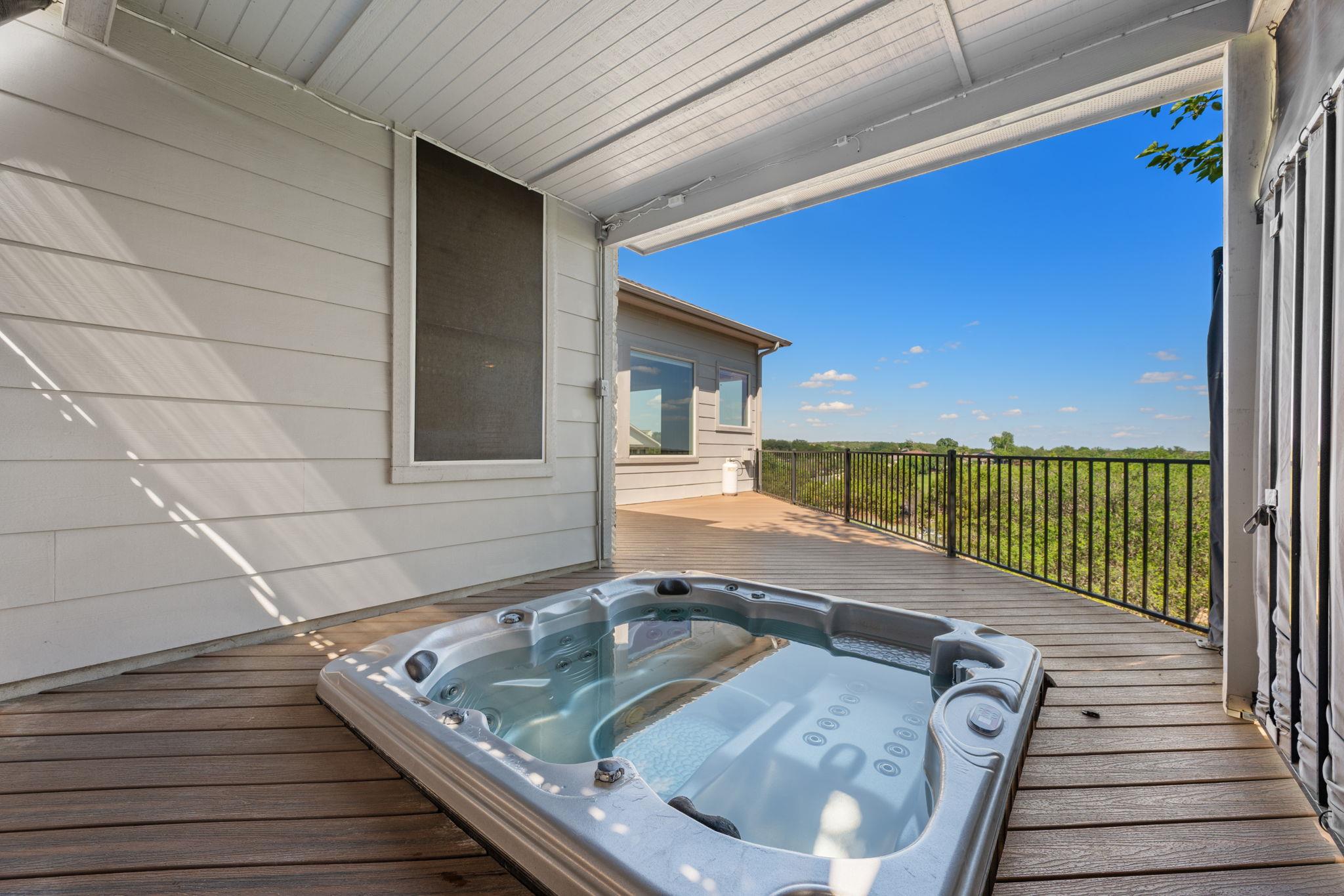 Listing photo 1 of 20510  Houston Cv