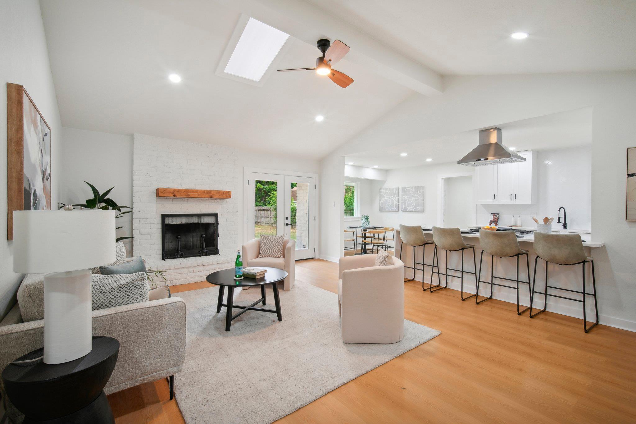 Listing photo 1 of 10219 W Rutland Vlg