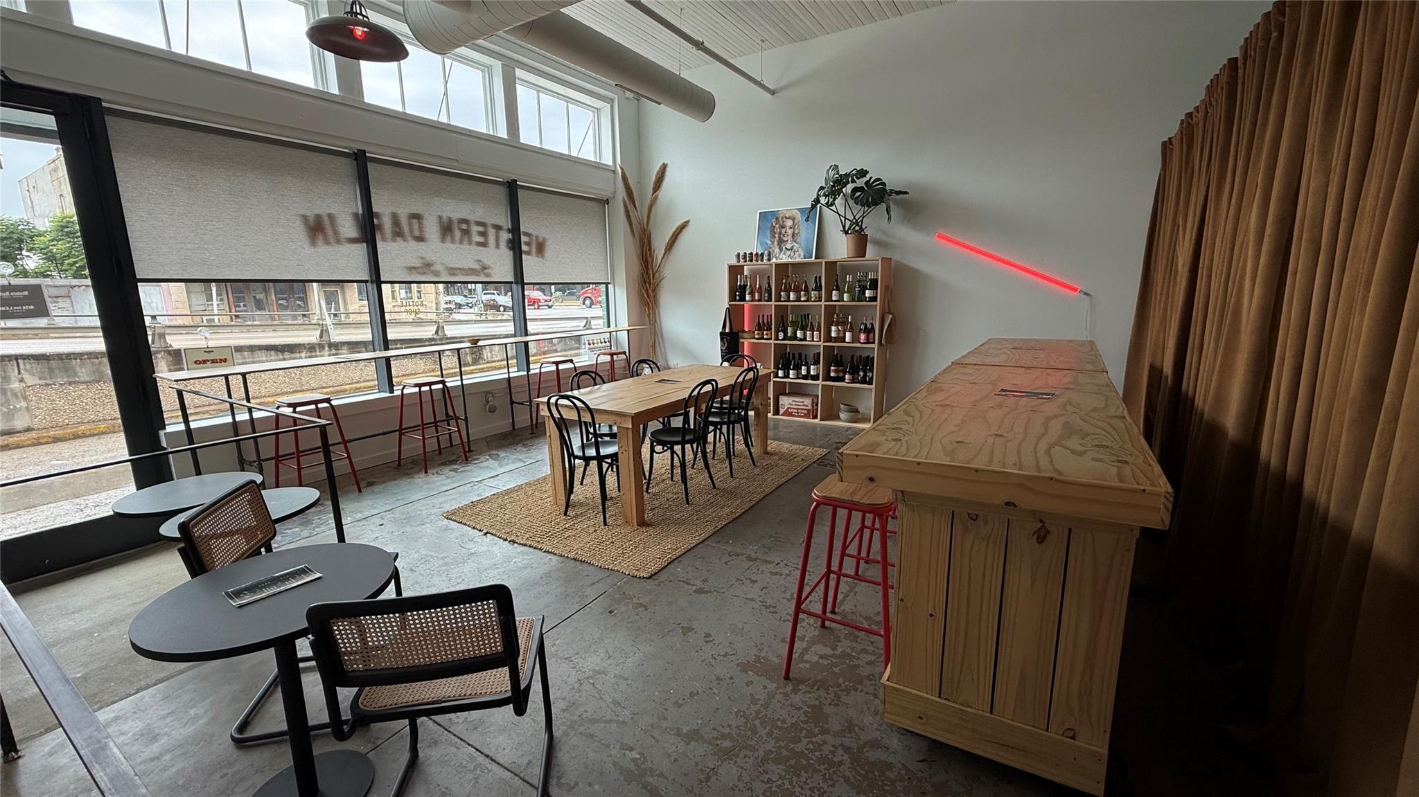 Listing photo 1 of 112 N Main St  #107