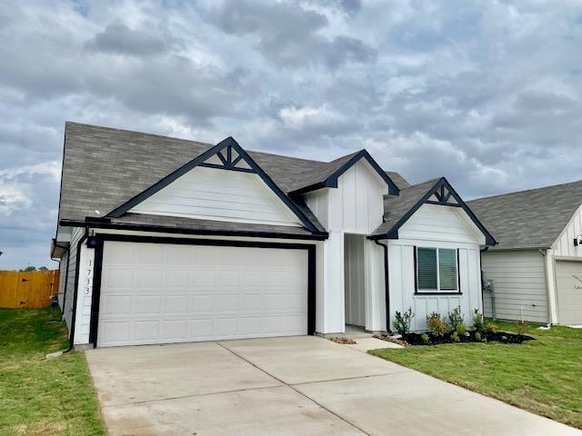 Listing photo 1 of 1733  James St