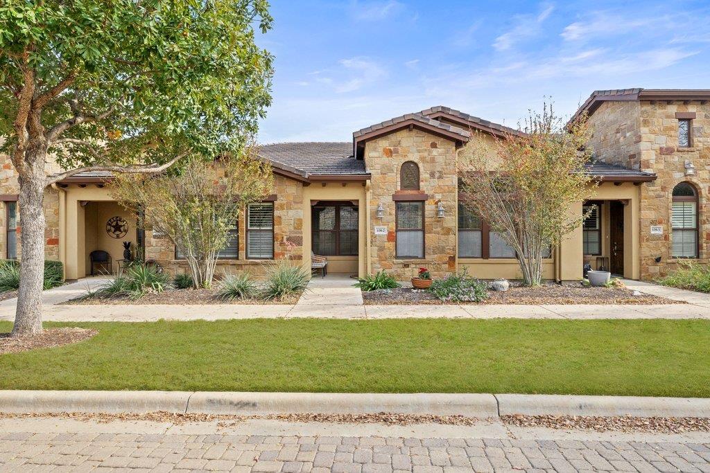 Listing photo 1 of 108  Rivalto Cir  #2