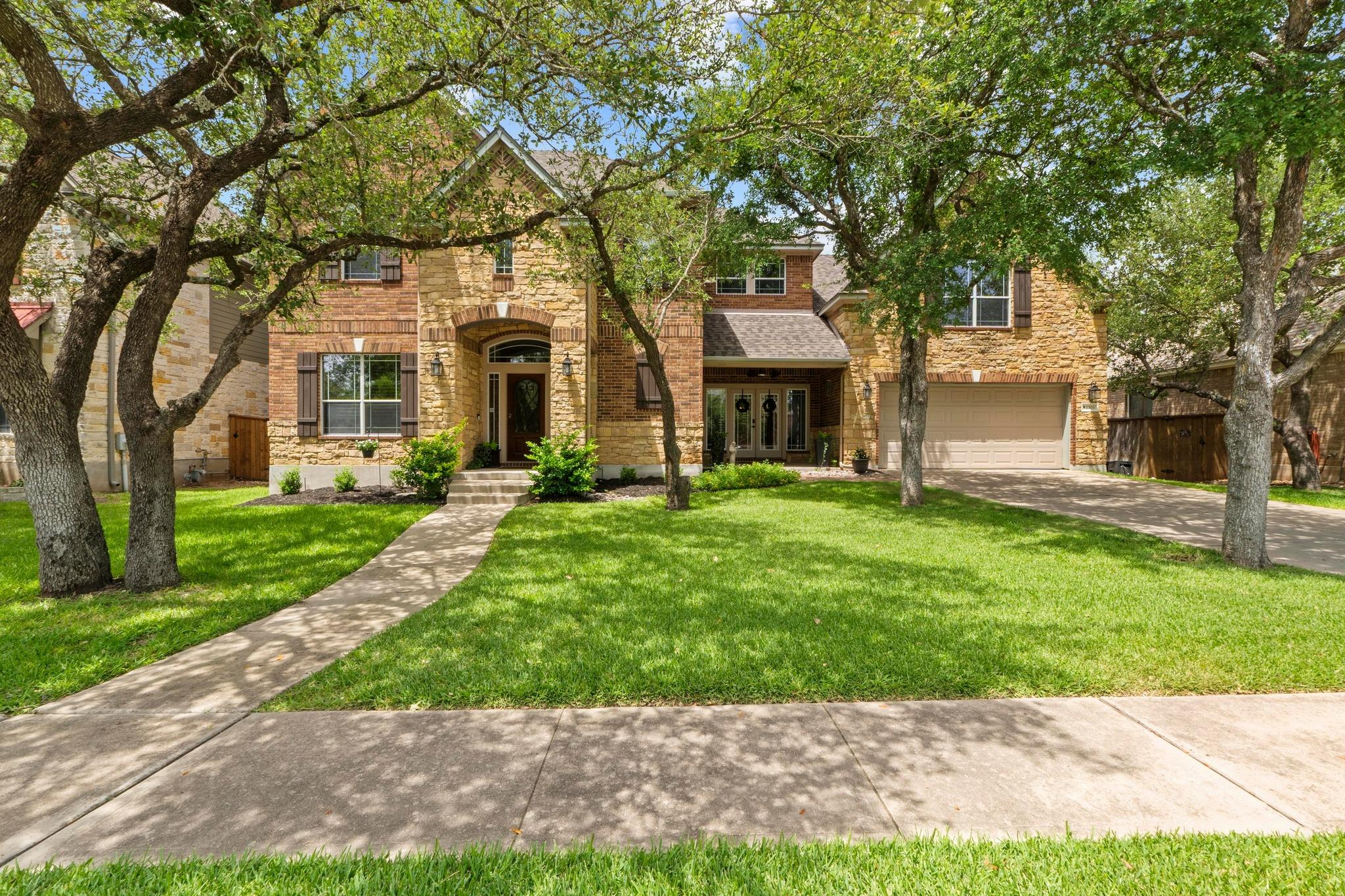 Listing photo 1 of 1303  Quiet Creek Dr