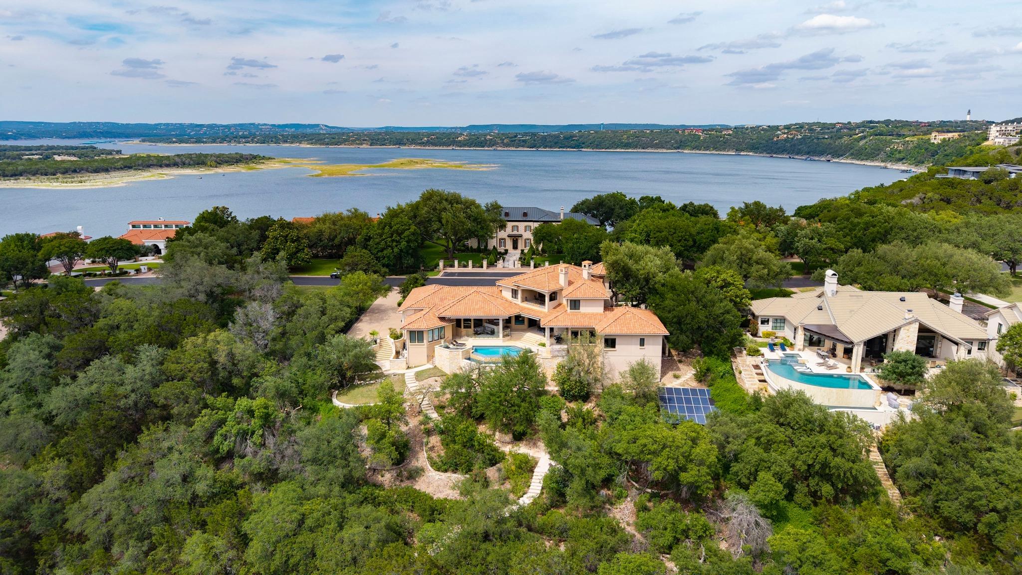 Listing photo 1 of 16005  Chateau Ave