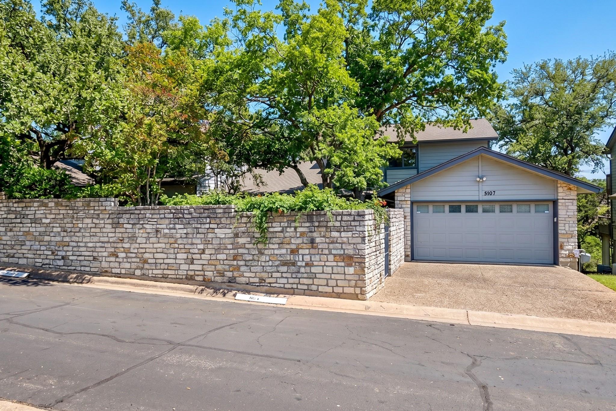 Listing photo 1 of 5107  McKittrick Canyon Dr