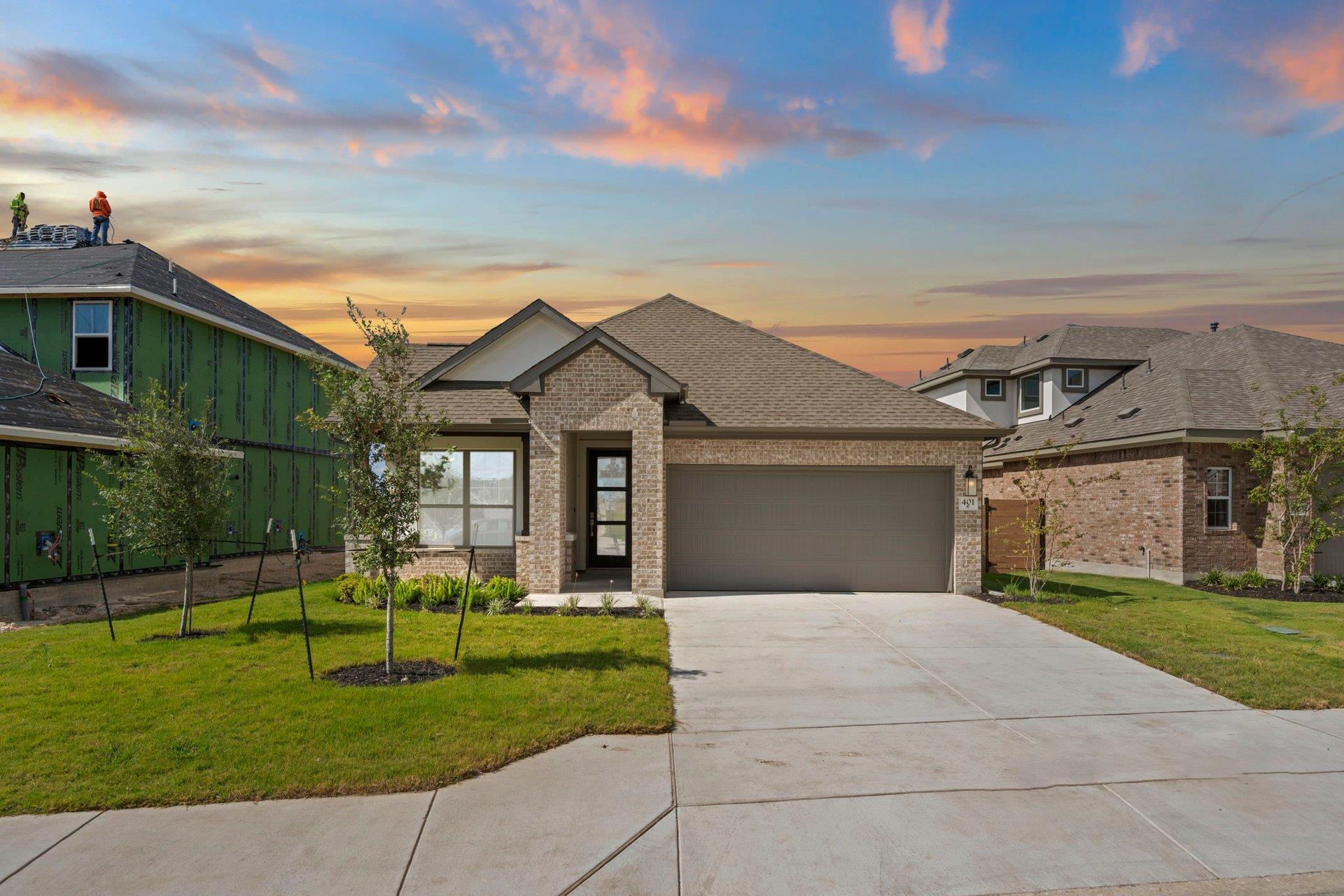 Listing photo 1 of 401  Raleigh Dr