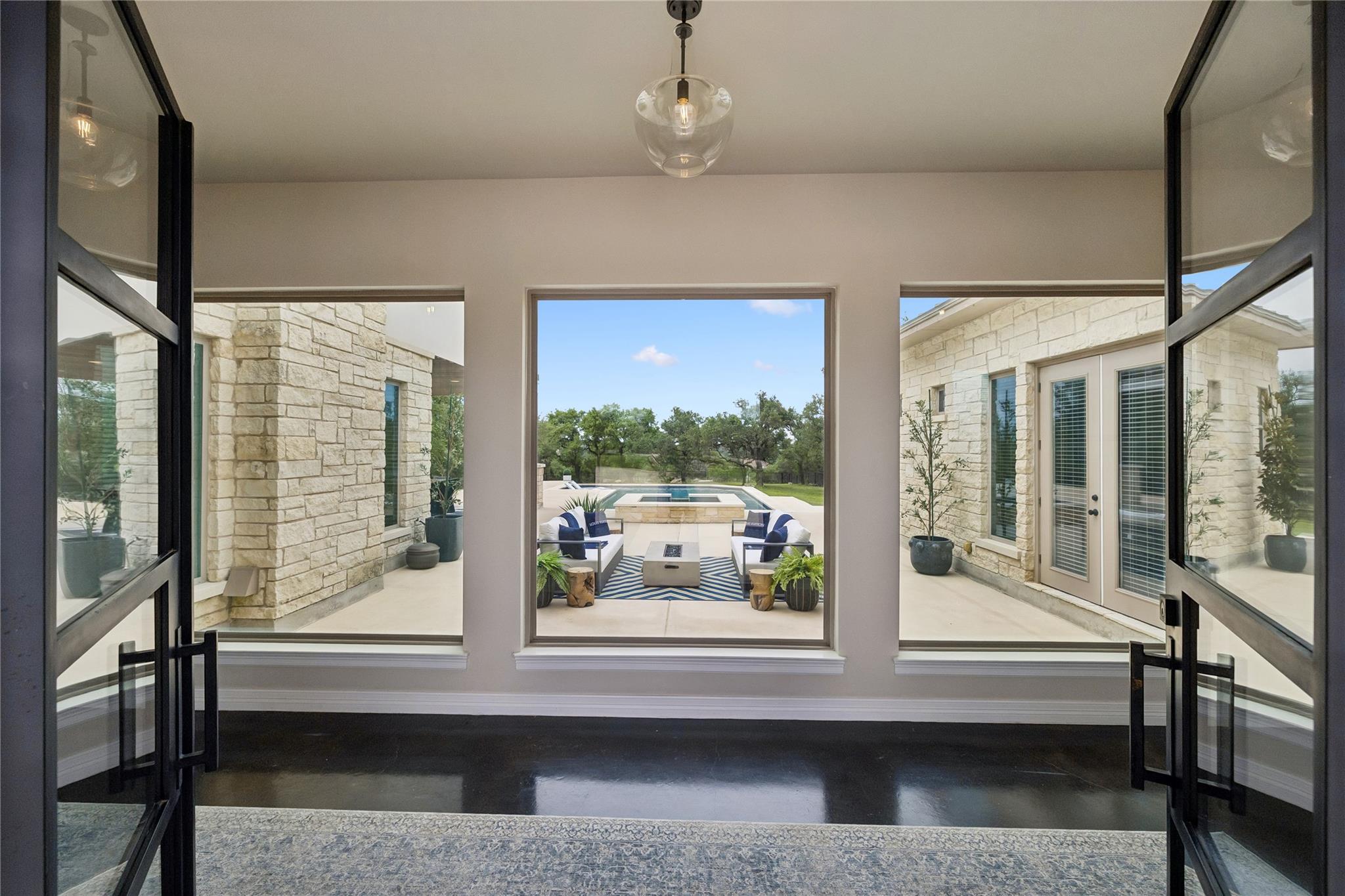 3214  Comal Springs None 매물 사진 1