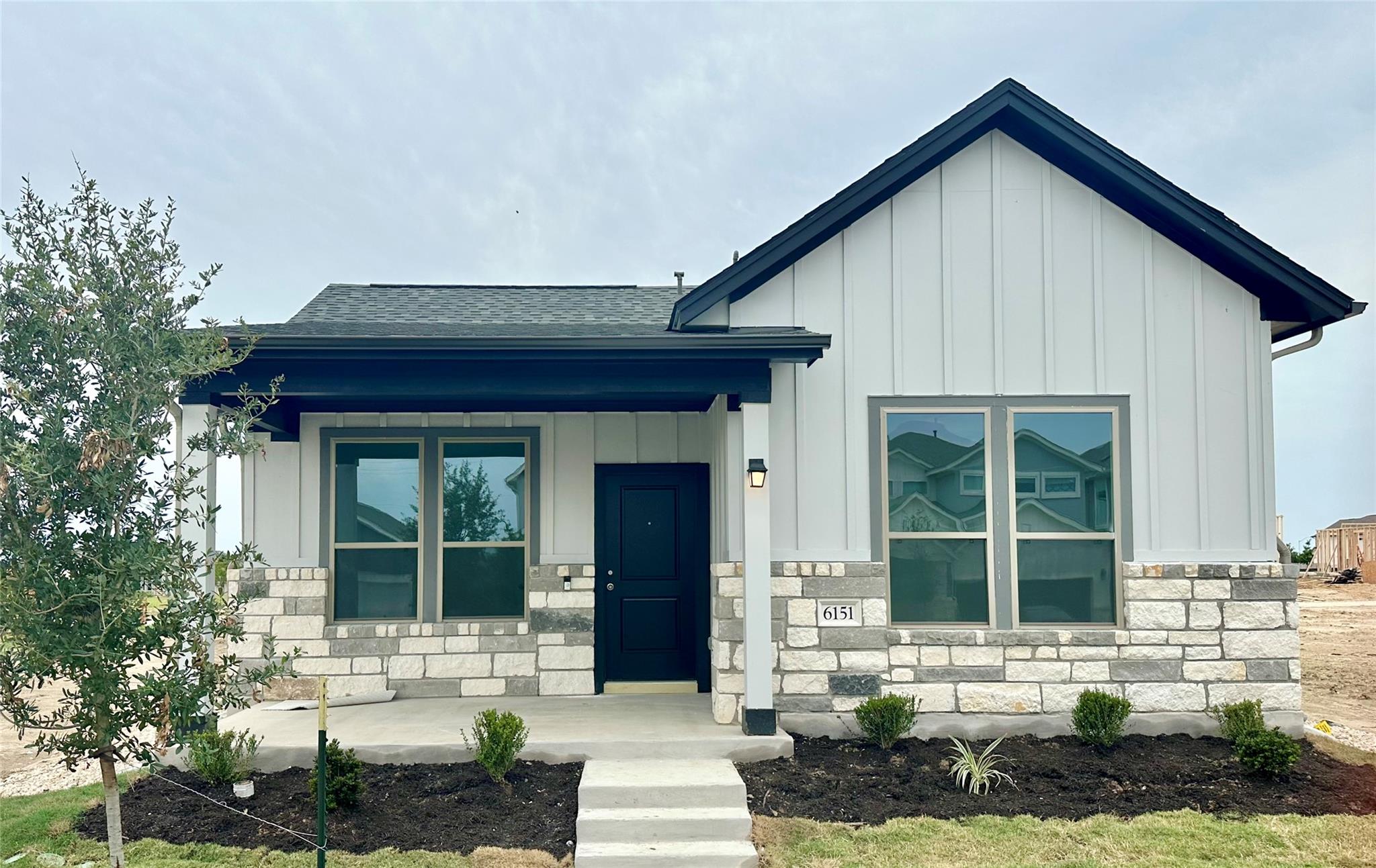 Listing photo 1 of 6151  Marsh Ln