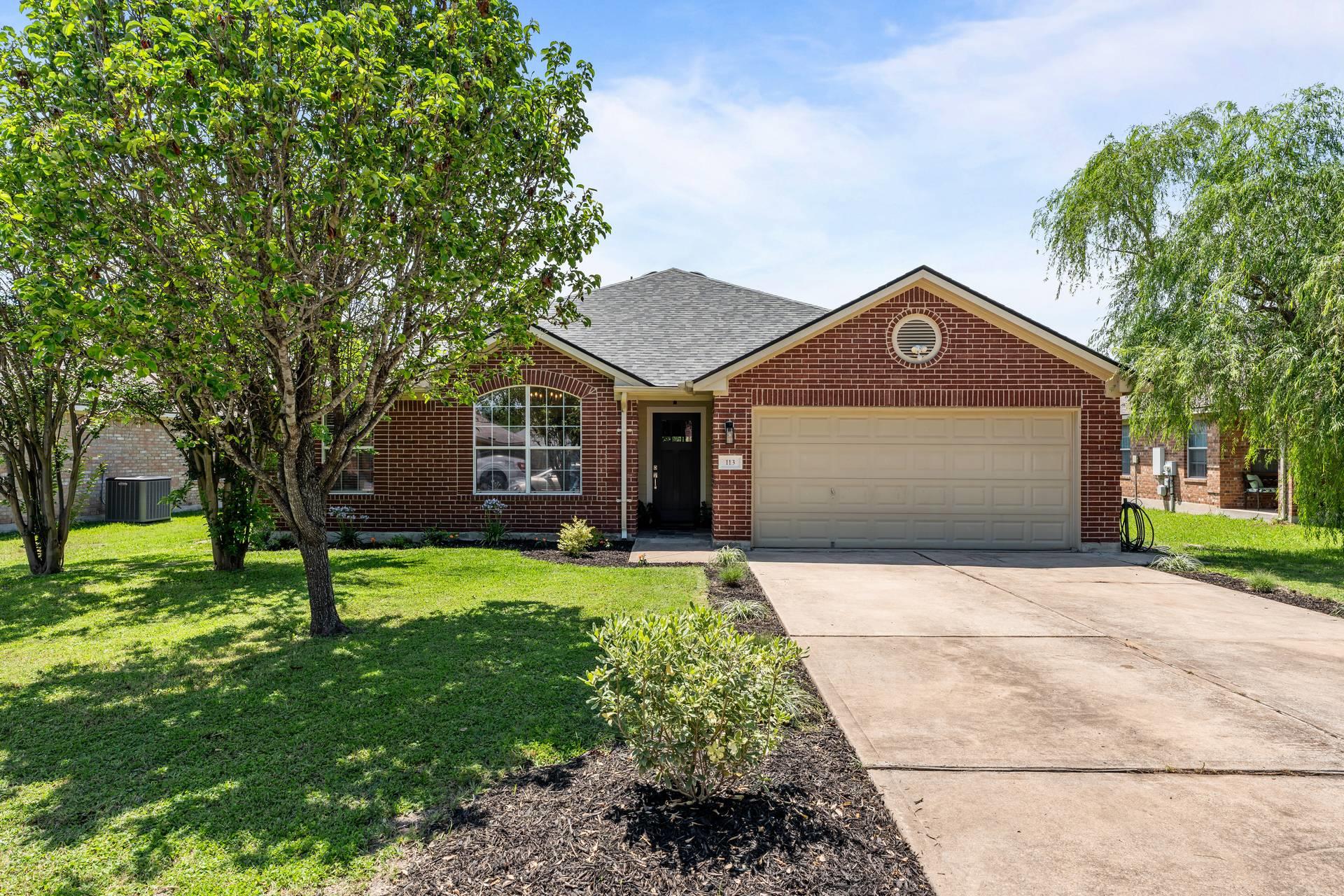 Listing photo 1 of 113  Hanstrom Dr