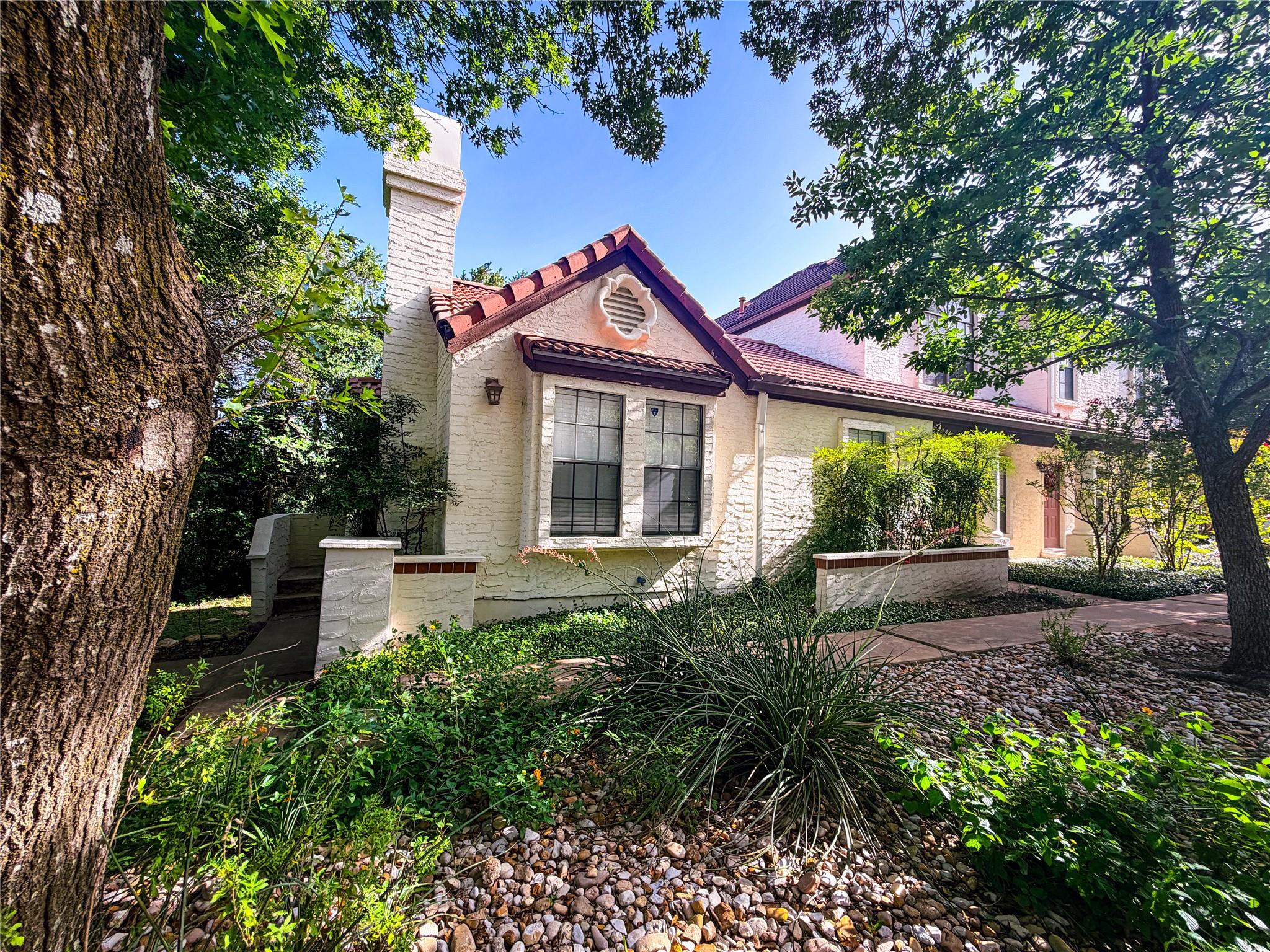 Listing photo 1 of 4303  Creek Ledge None  #B-1