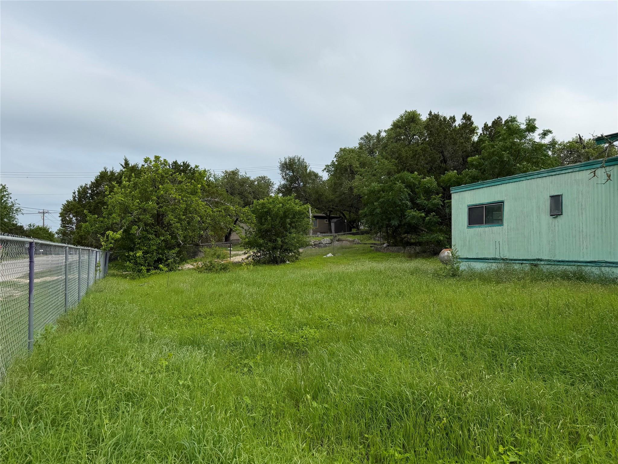 Listing photo 1 of 526  Scott Way