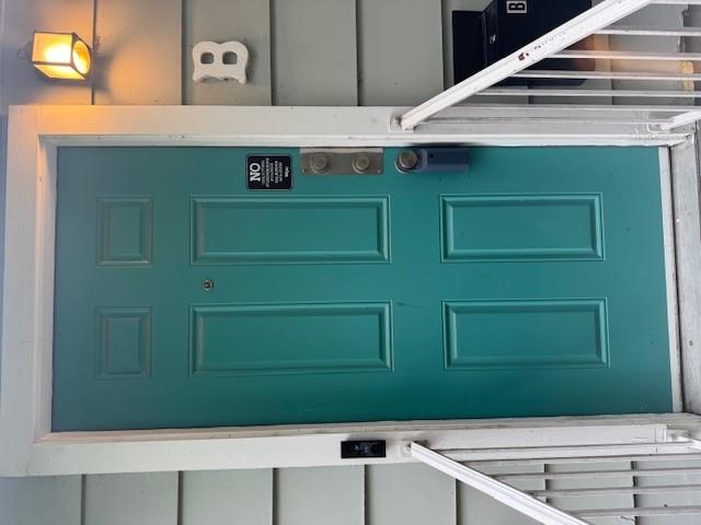 Listing photo 1 of 1212  Taulbee Ln  #B