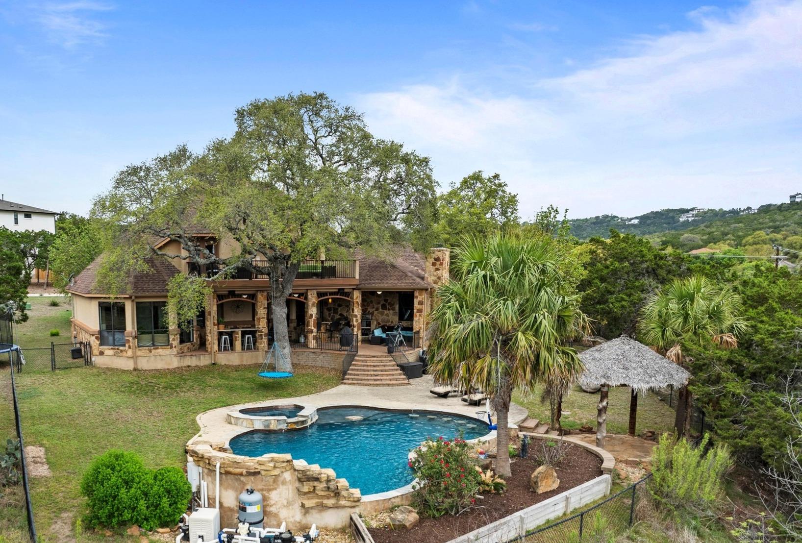 Listing photo 1 of 8211  Moon Rise Trl