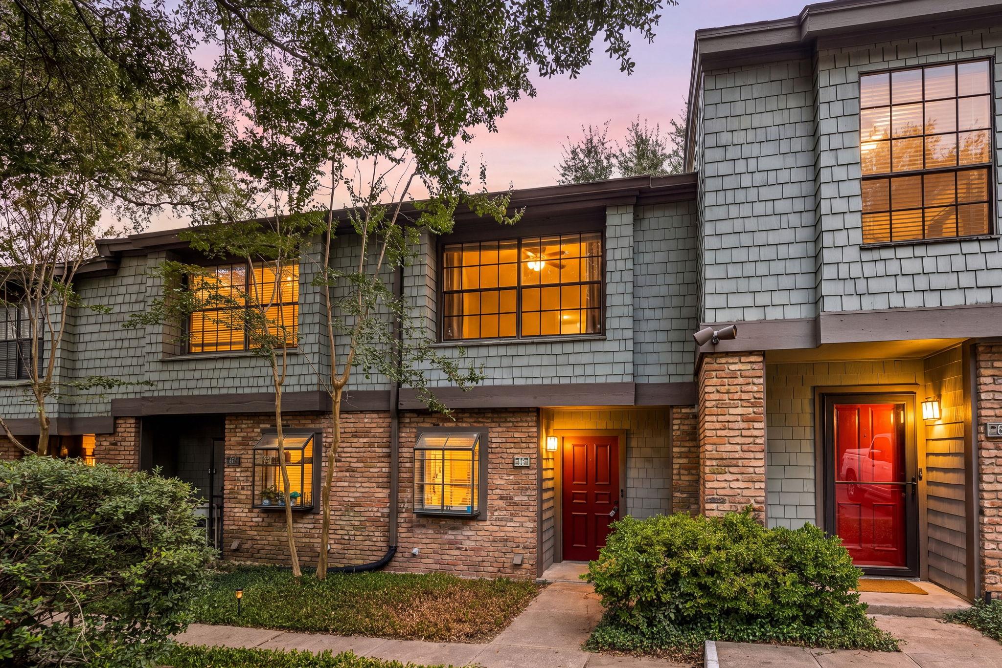 7122  Wood Hollow Dr  #86 的房源照片，第 1 张
