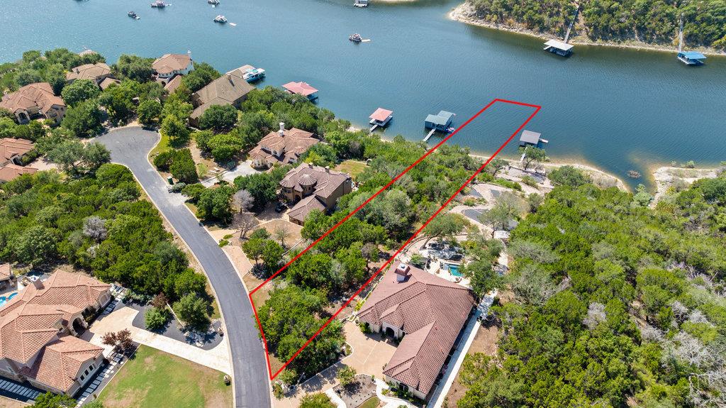Listing photo 1 of 18504  Monet Pointe Dr